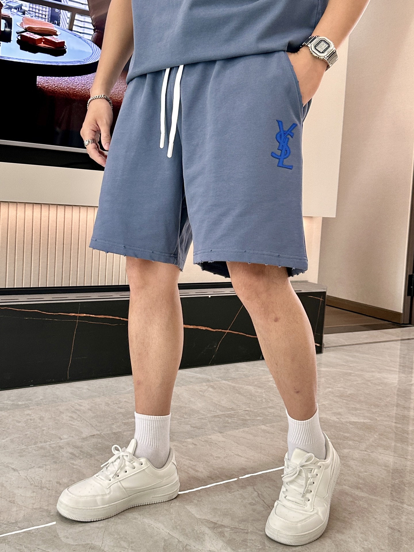 圣罗兰 圆领短袖短裤套装 半袖套装顶级版本贸易公司渠道订单，海外精品独家限定发售，经典即永恒，入手绝对值