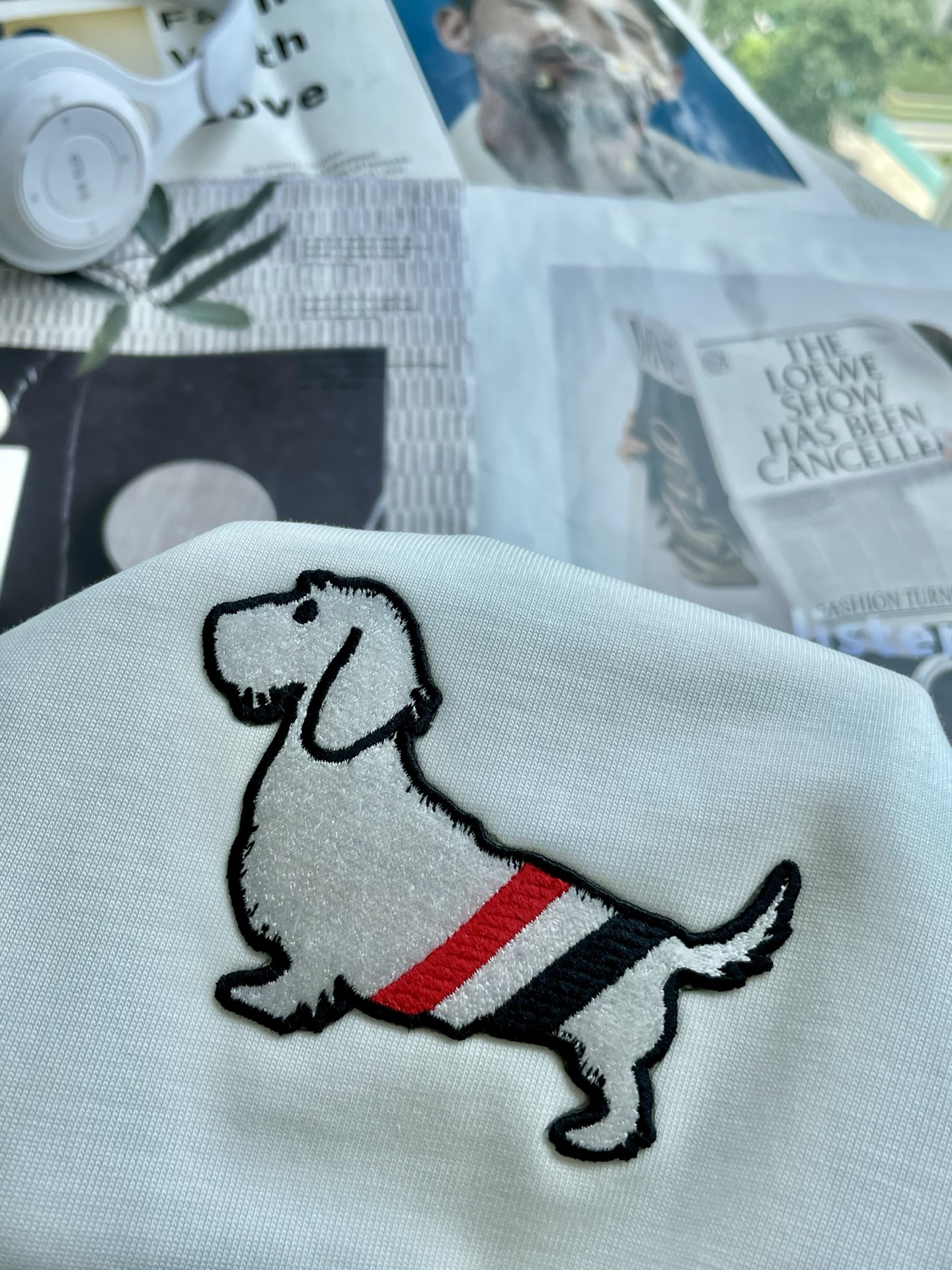 TB2025春夏款/官网同步面料采用重磅纯棉精梳棉面料，OS宽松版型，上身版型超正！日常百搭，衣橱必备单