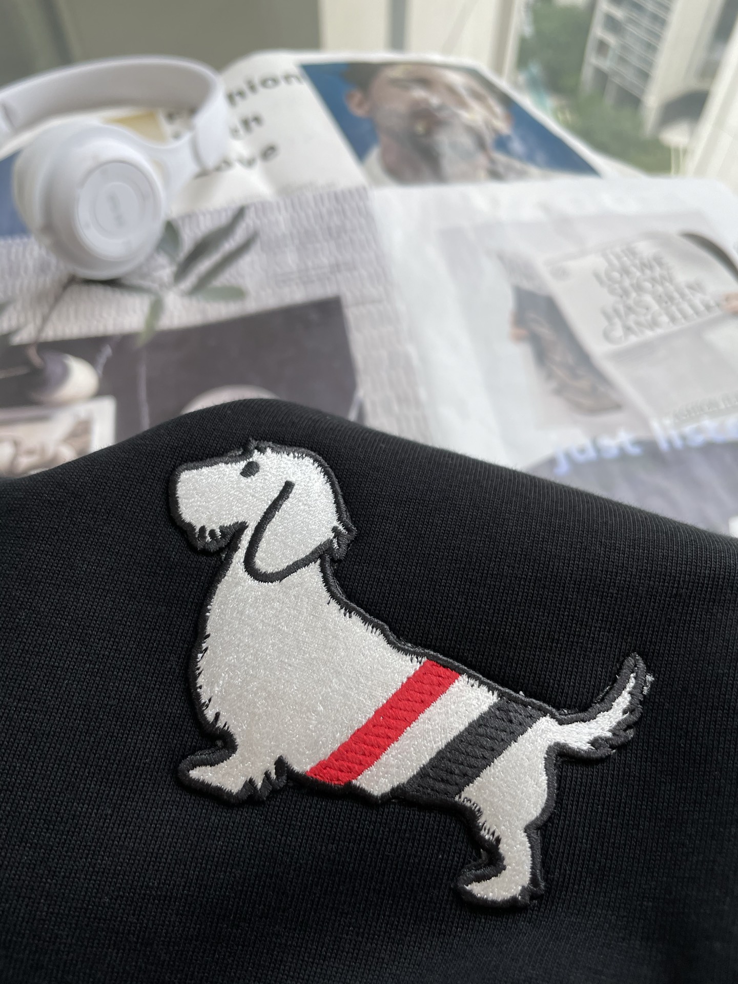 TB2025春夏款/官网同步面料采用重磅纯棉精梳棉面料，OS宽松版型，上身版型超正！日常百搭，衣橱必备单