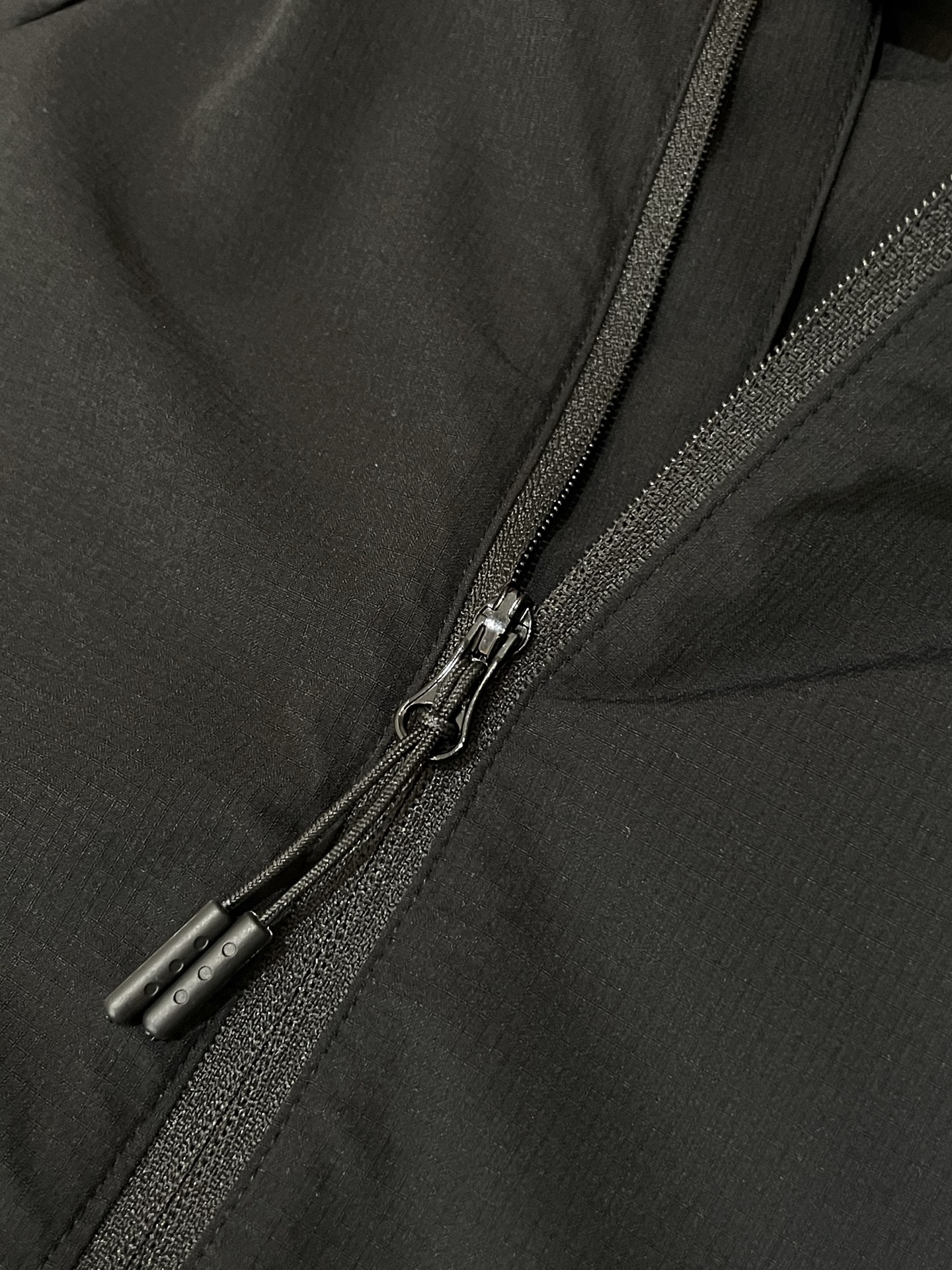 Fashionable Sunscreen Suits: Stylish, Comfortable, and Functional for Hot Weather - 图片 7