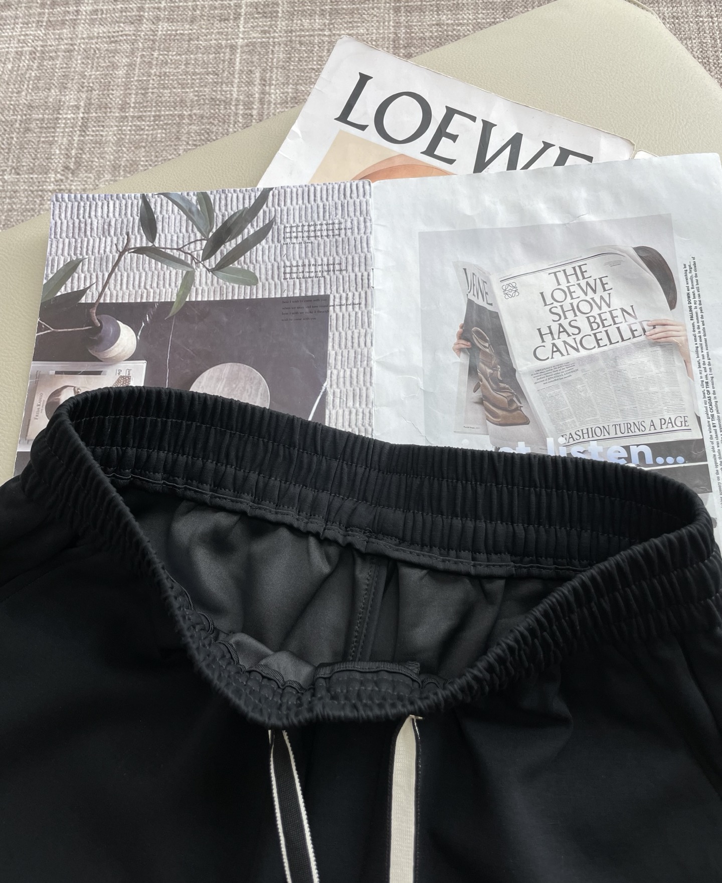 Valentino 2025 Summer Shorts: Comfortable, Stylish, and Breathable Cotton Design - 图片 6