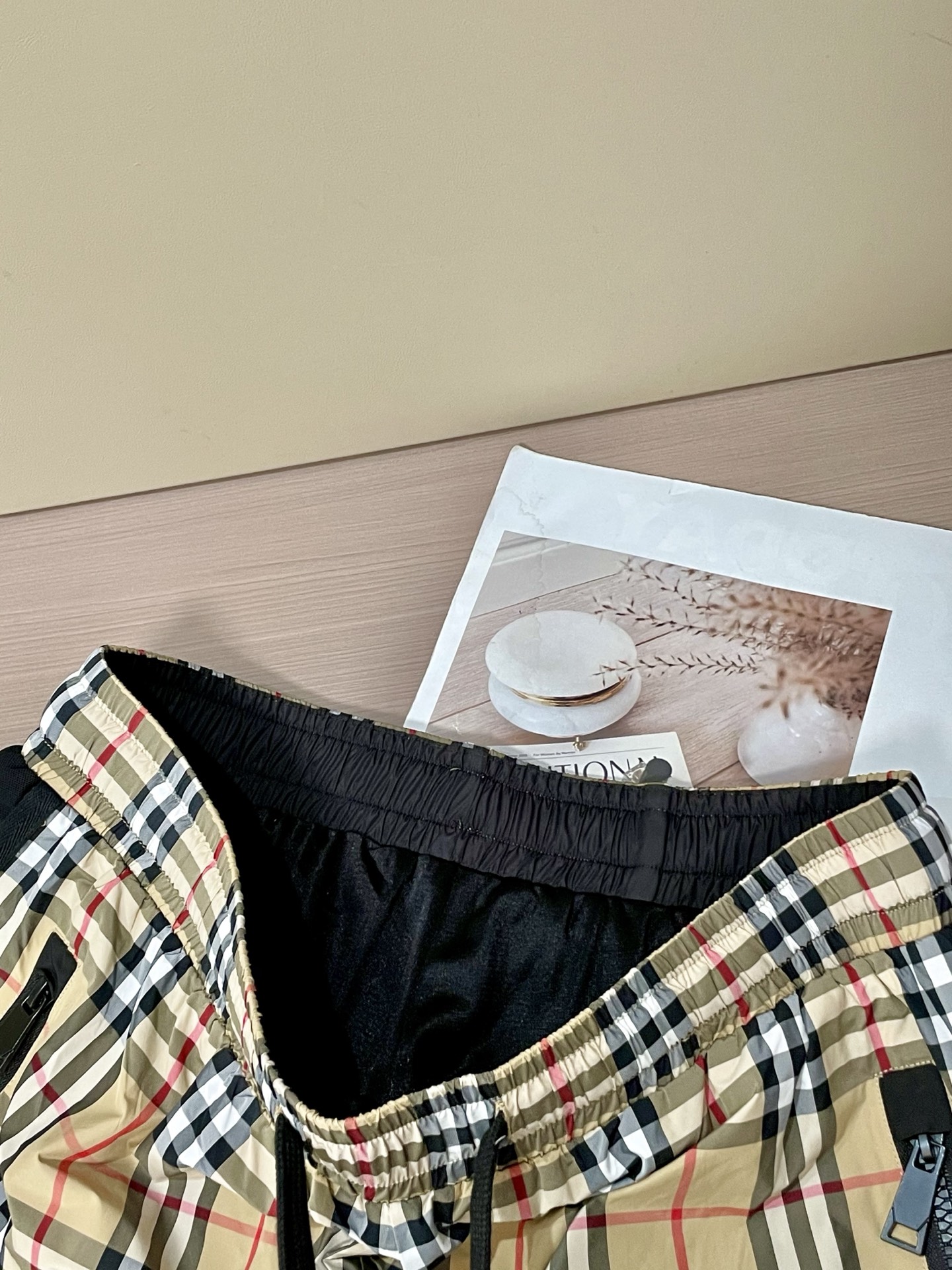 Comfortable Cotton Summer Shorts for 2025 with Adjustable Waist and High Quality Fabric - 图片 4