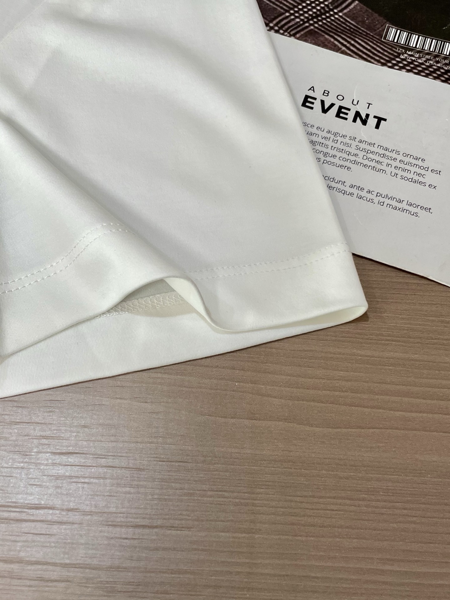 Zenium T-Shirt: Three Hidden Codes for Effortless Style Transformation - 图片 7