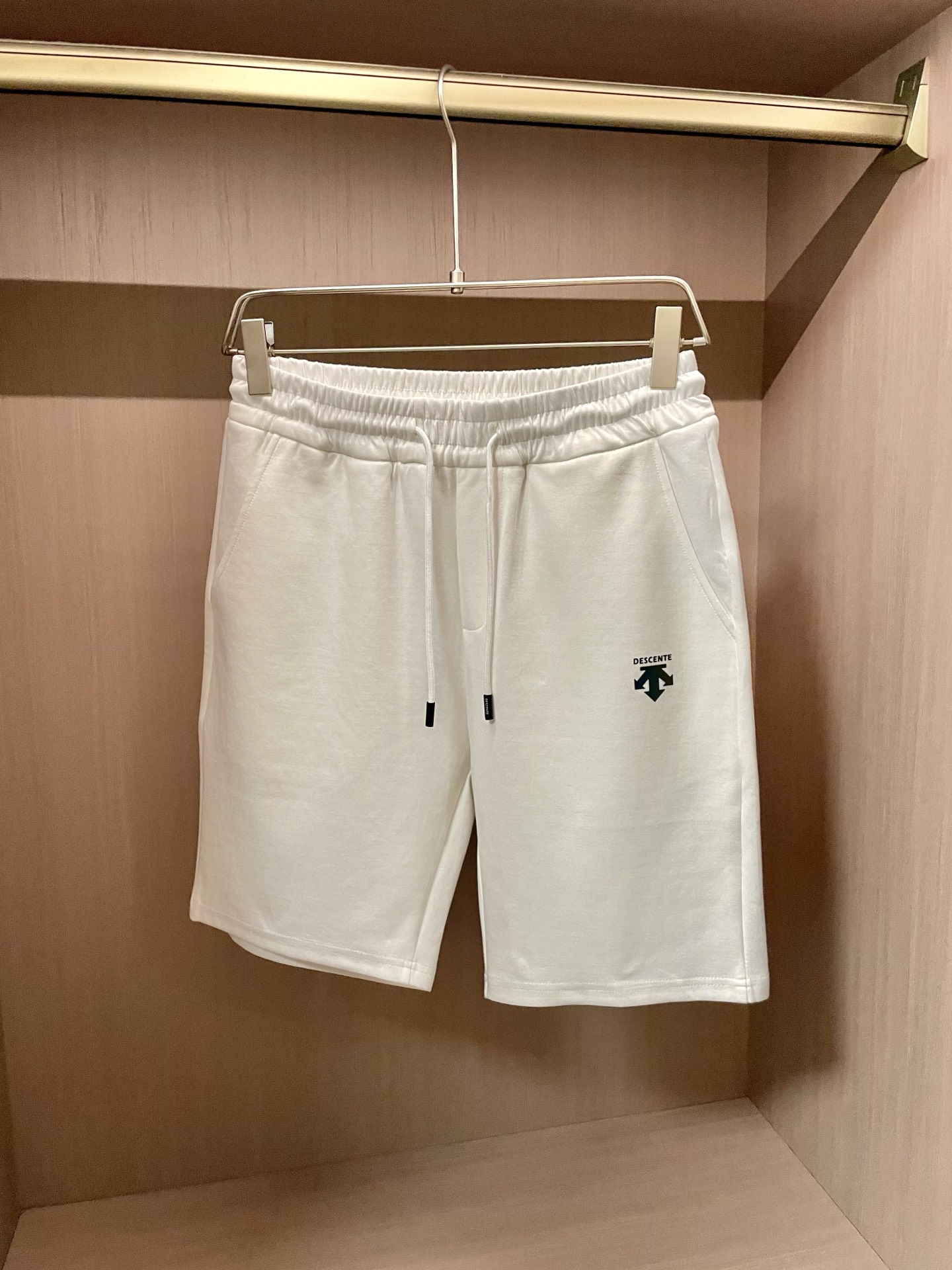 High-end Men’s Recreational Shorts 2025: Custom Fabrics, High Quality, Impeccable Details - 图片 3