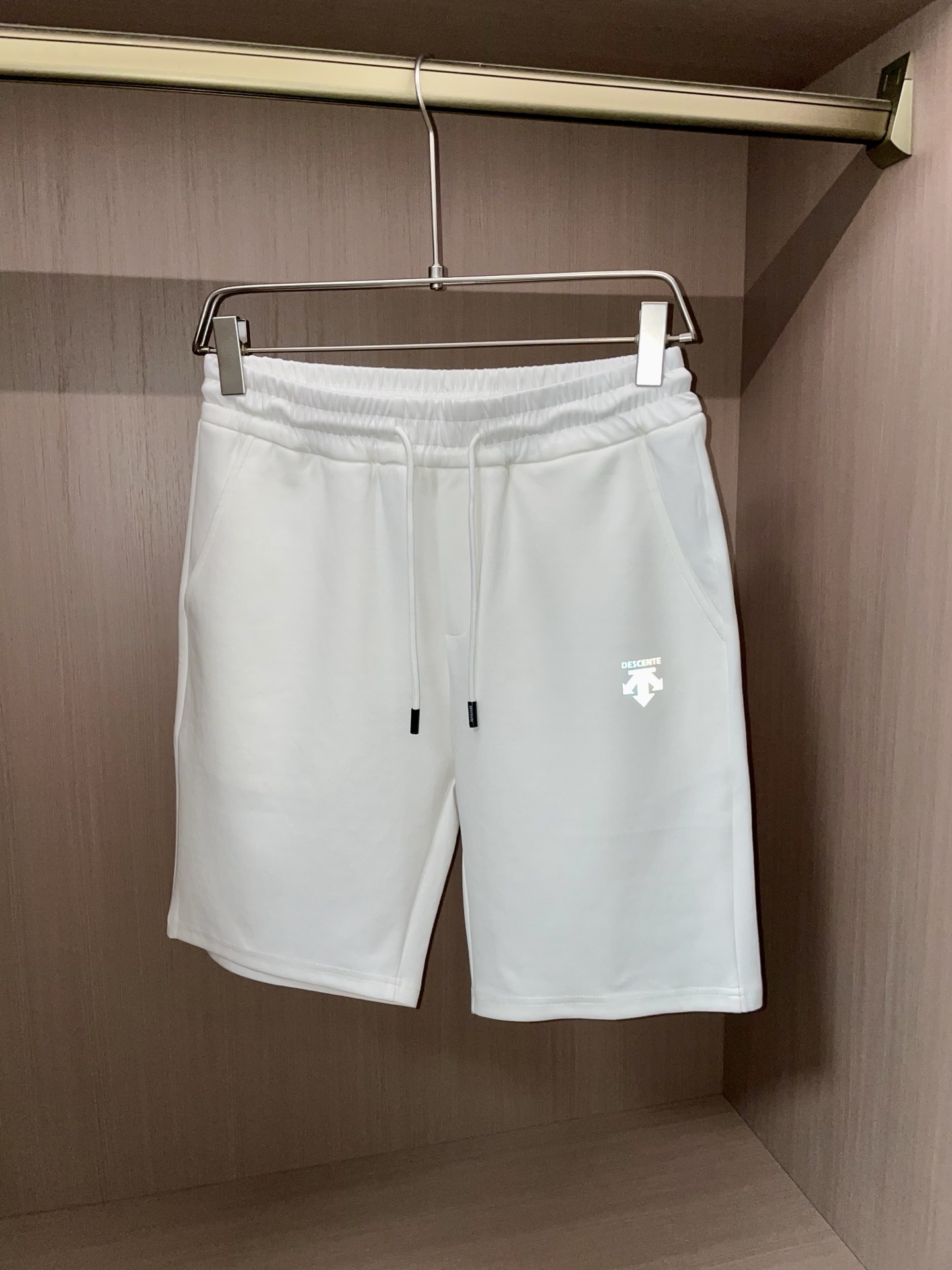 High-end Men’s Recreational Shorts 2025: Custom Fabrics, High Quality, Impeccable Details - 图片 1