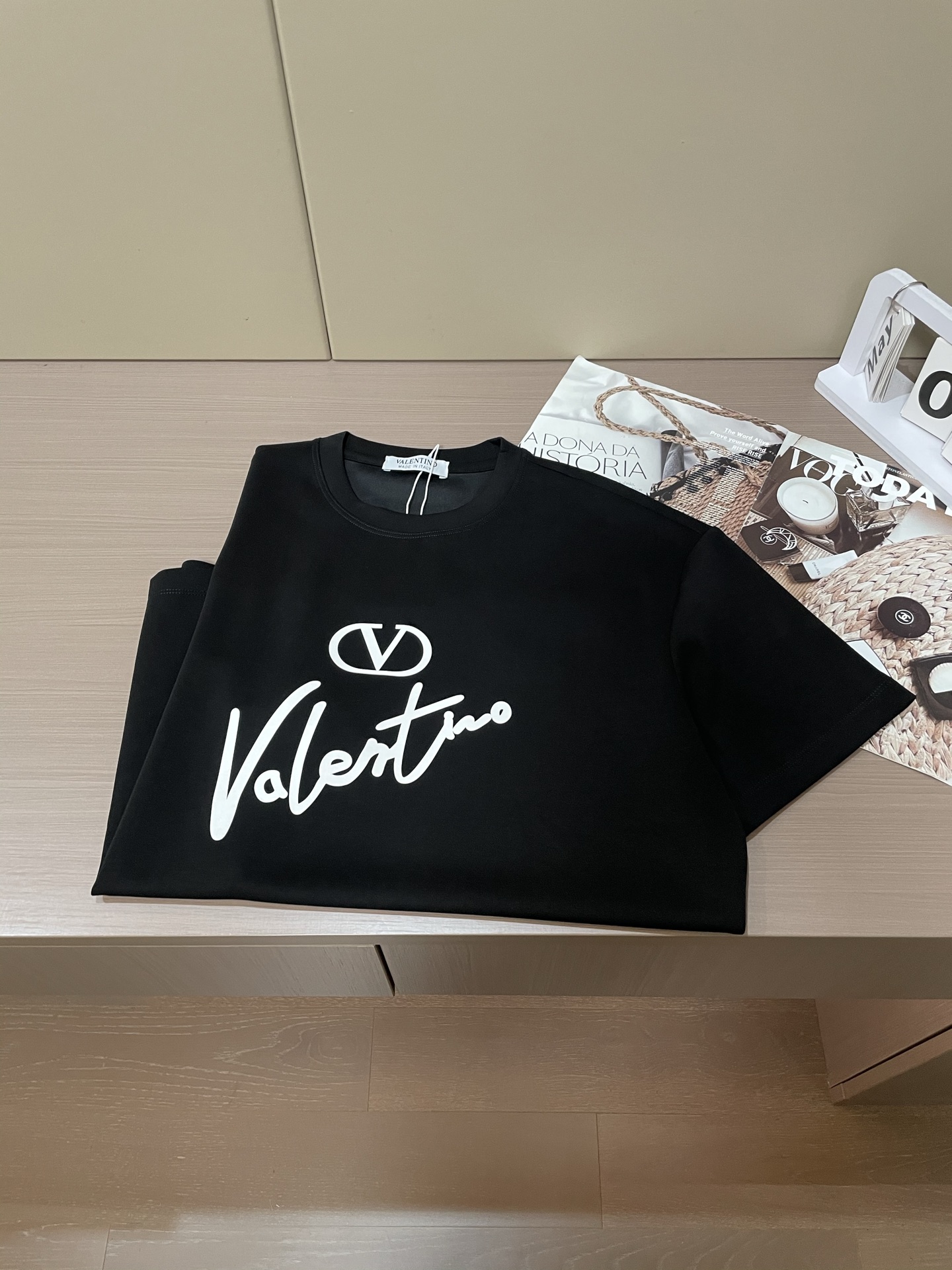 Valentino: Classic, Eternal, Absolute Fashion for Lazy People – Overseas Exclusive Orders. - 图片 6