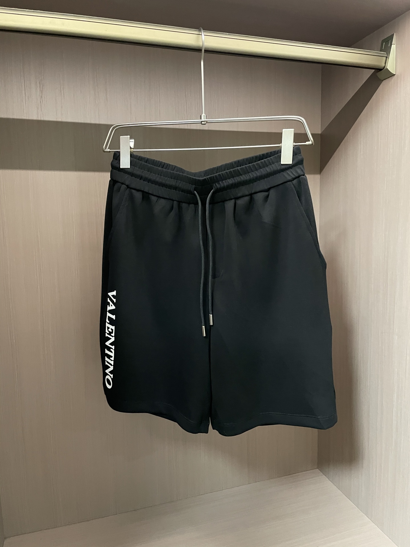 Valentino: Classic, Eternal, Absolute Fashion for Lazy People – Overseas Exclusive Orders. - 图片 7