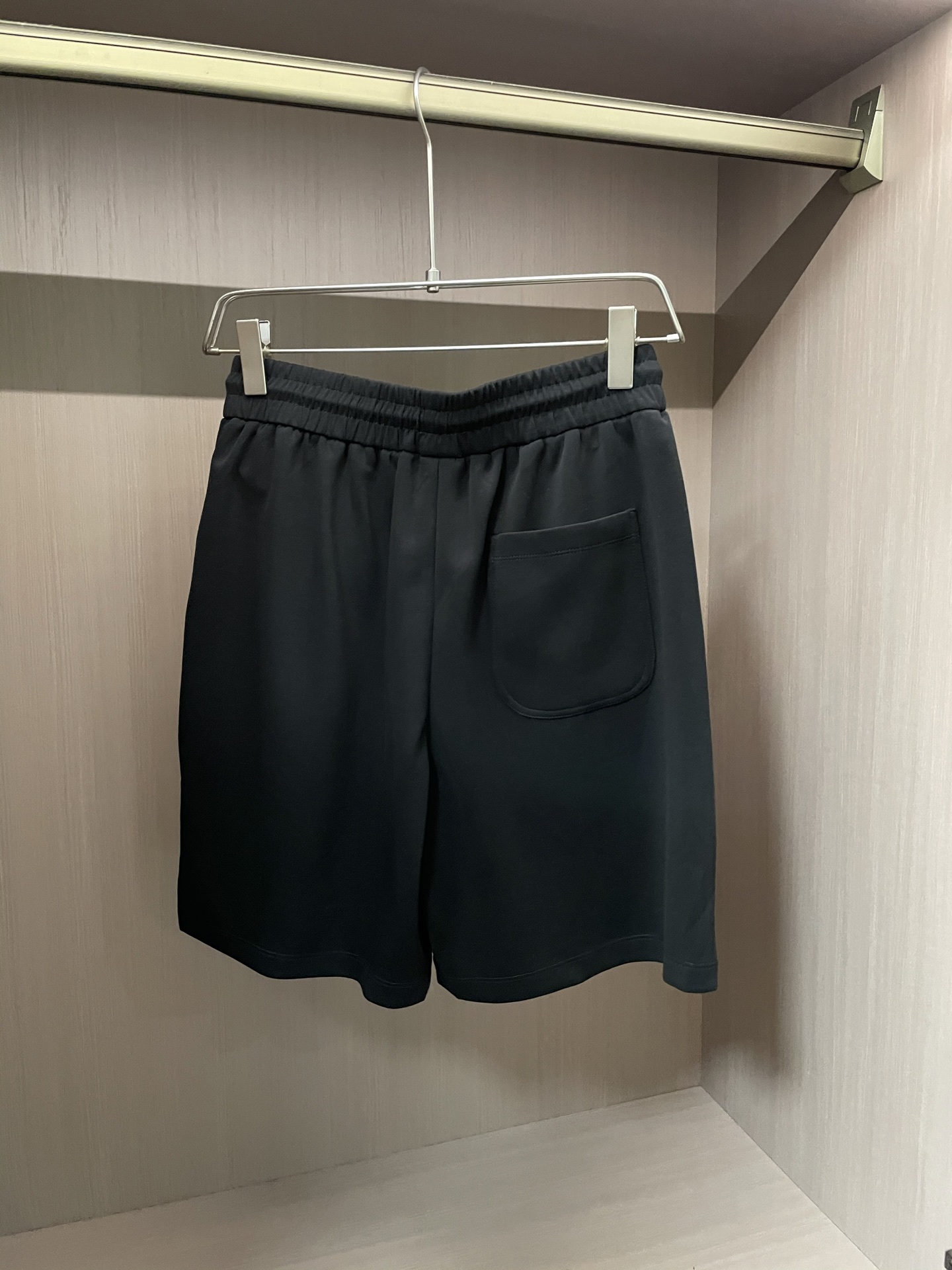 Valentino: Classic, Eternal, Absolute Fashion for Lazy People – Overseas Exclusive Orders. - 图片 8