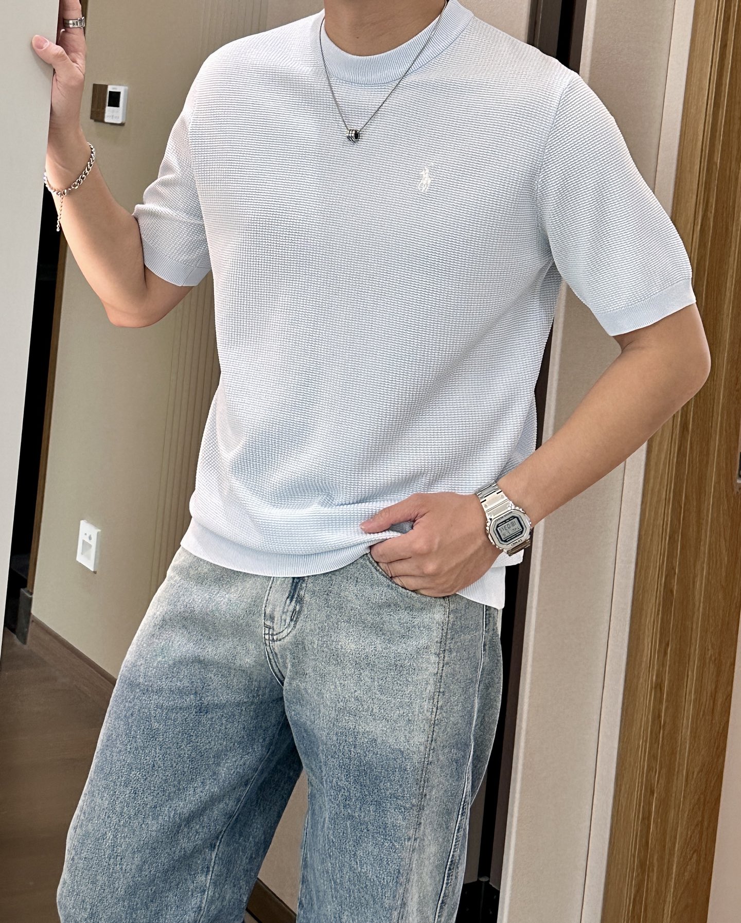 “Ralph Lauren 2025 Summer Polo: Elegant Round-Collar Design with Brand Pony Embroidery” - 图片 2