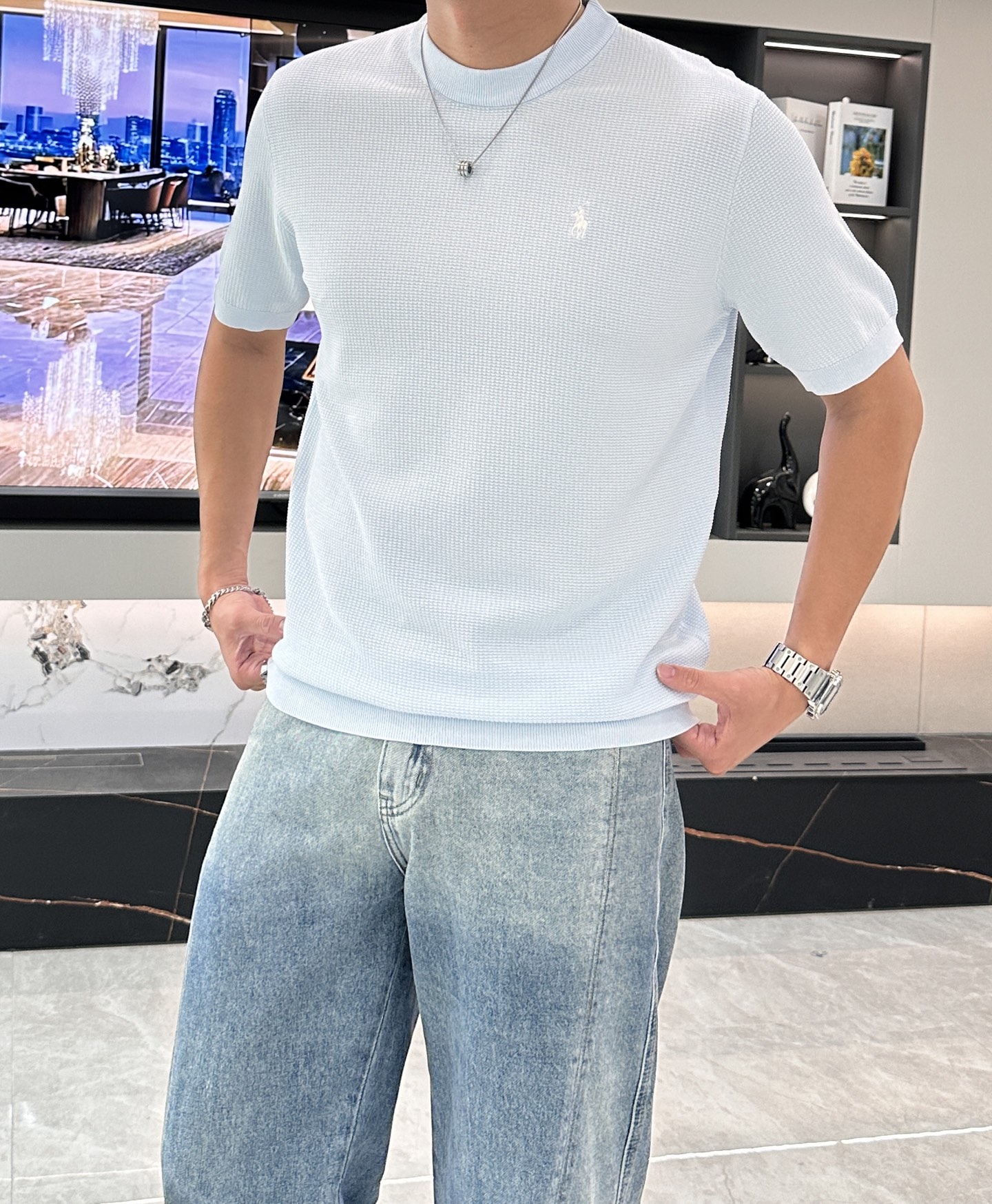 “Ralph Lauren 2025 Summer Polo: Elegant Round-Collar Design with Brand Pony Embroidery” - 图片 4