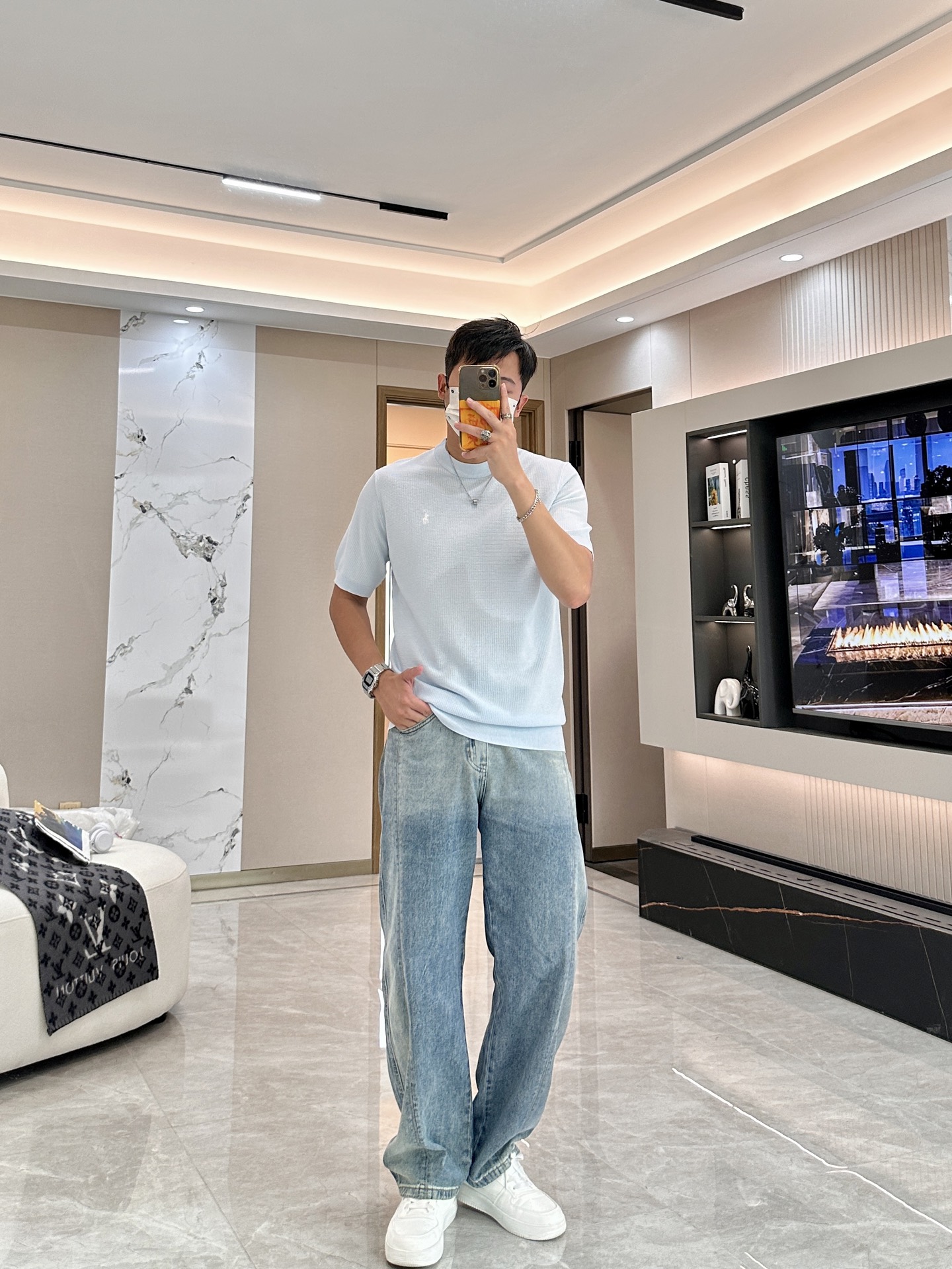 “Ralph Lauren 2025 Summer Polo: Elegant Round-Collar Design with Brand Pony Embroidery” - 图片 5