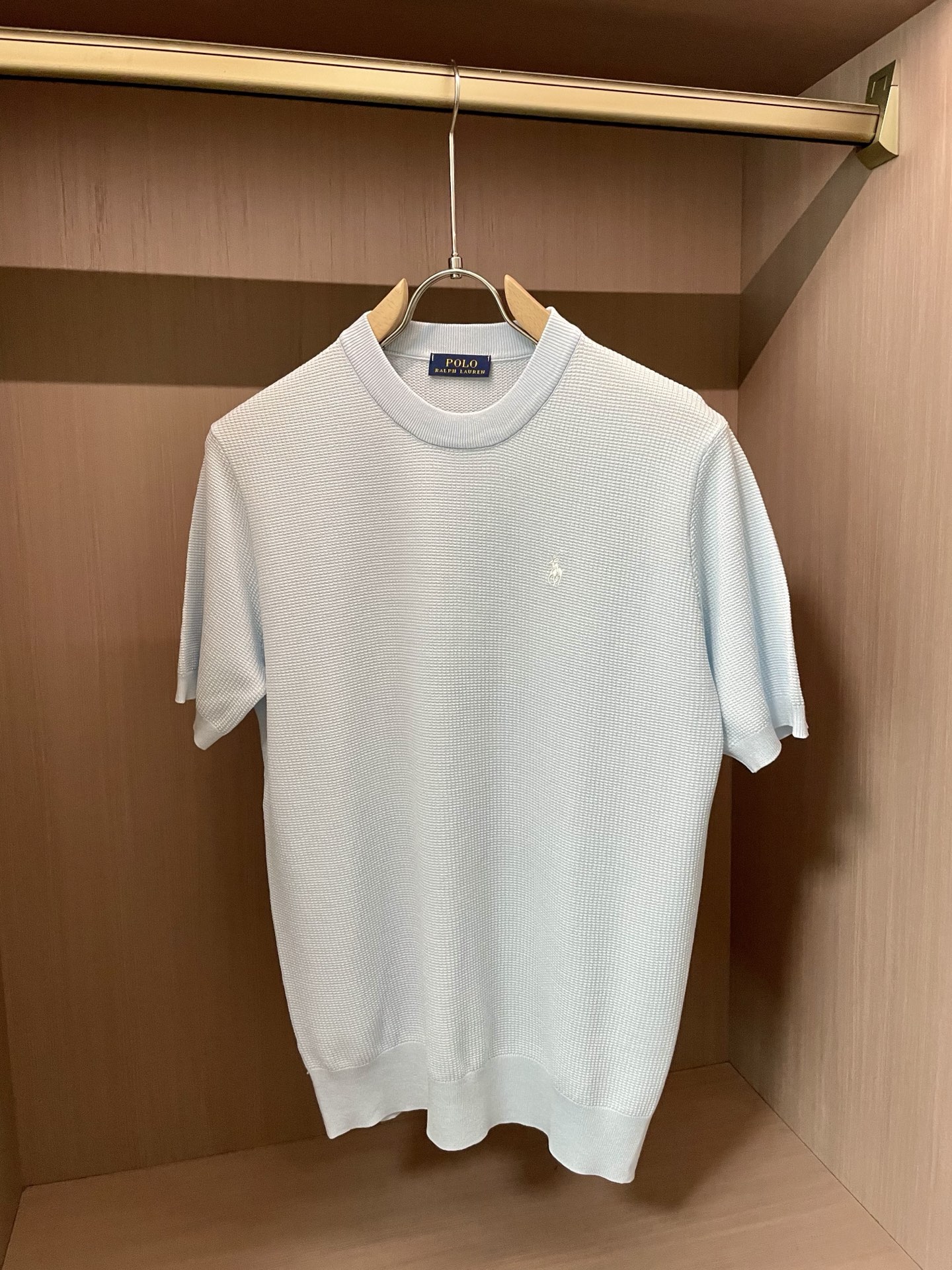 “Ralph Lauren 2025 Summer Polo: Elegant Round-Collar Design with Brand Pony Embroidery” - 图片 6