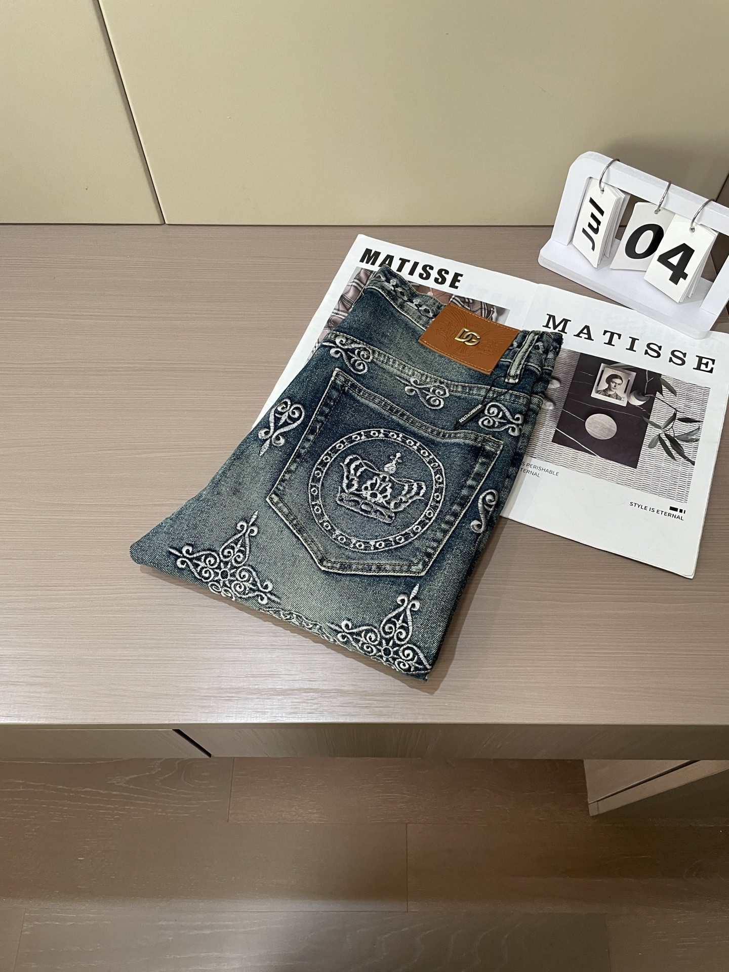 Latest Jeans Collection: Versatile Styles for All Sizes and Outfits - 图片 8