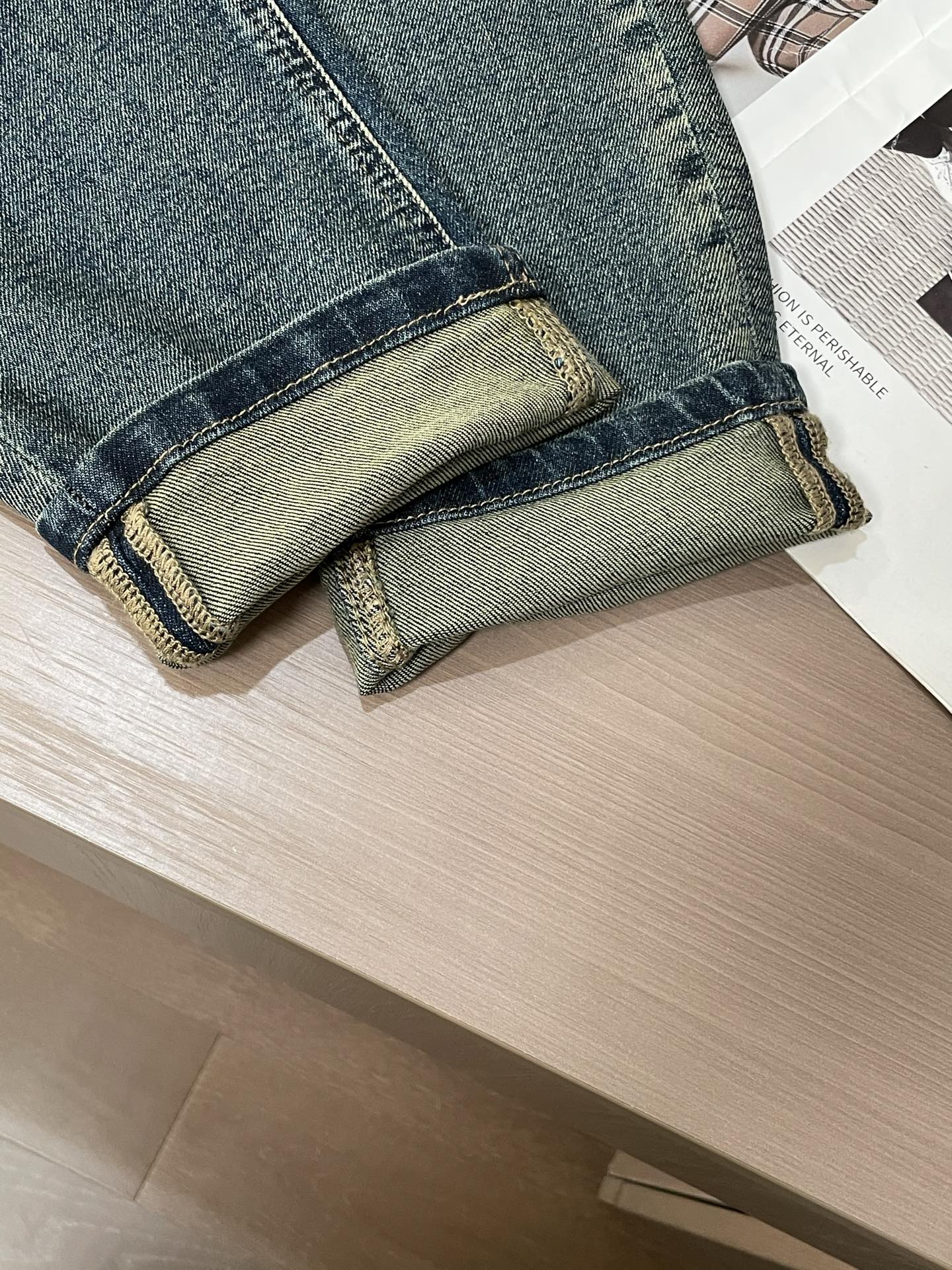 Latest Jeans Collection: Versatile Styles for All Sizes and Outfits - 图片 6