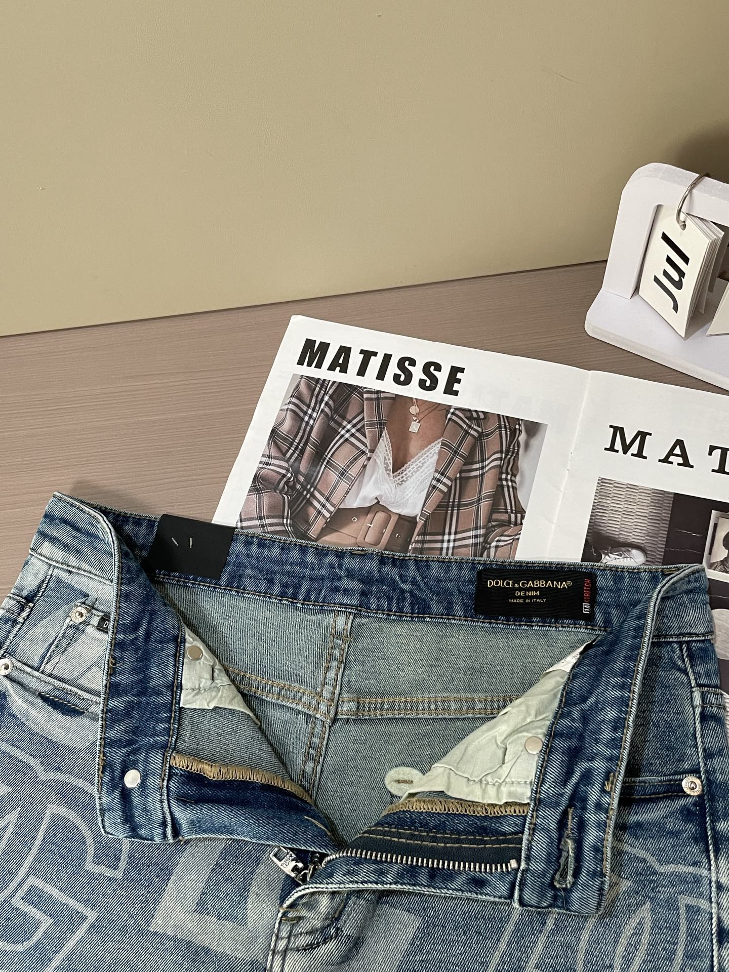 Latest Jeans Collection: Versatile Styles for Every Body Type - 图片 5