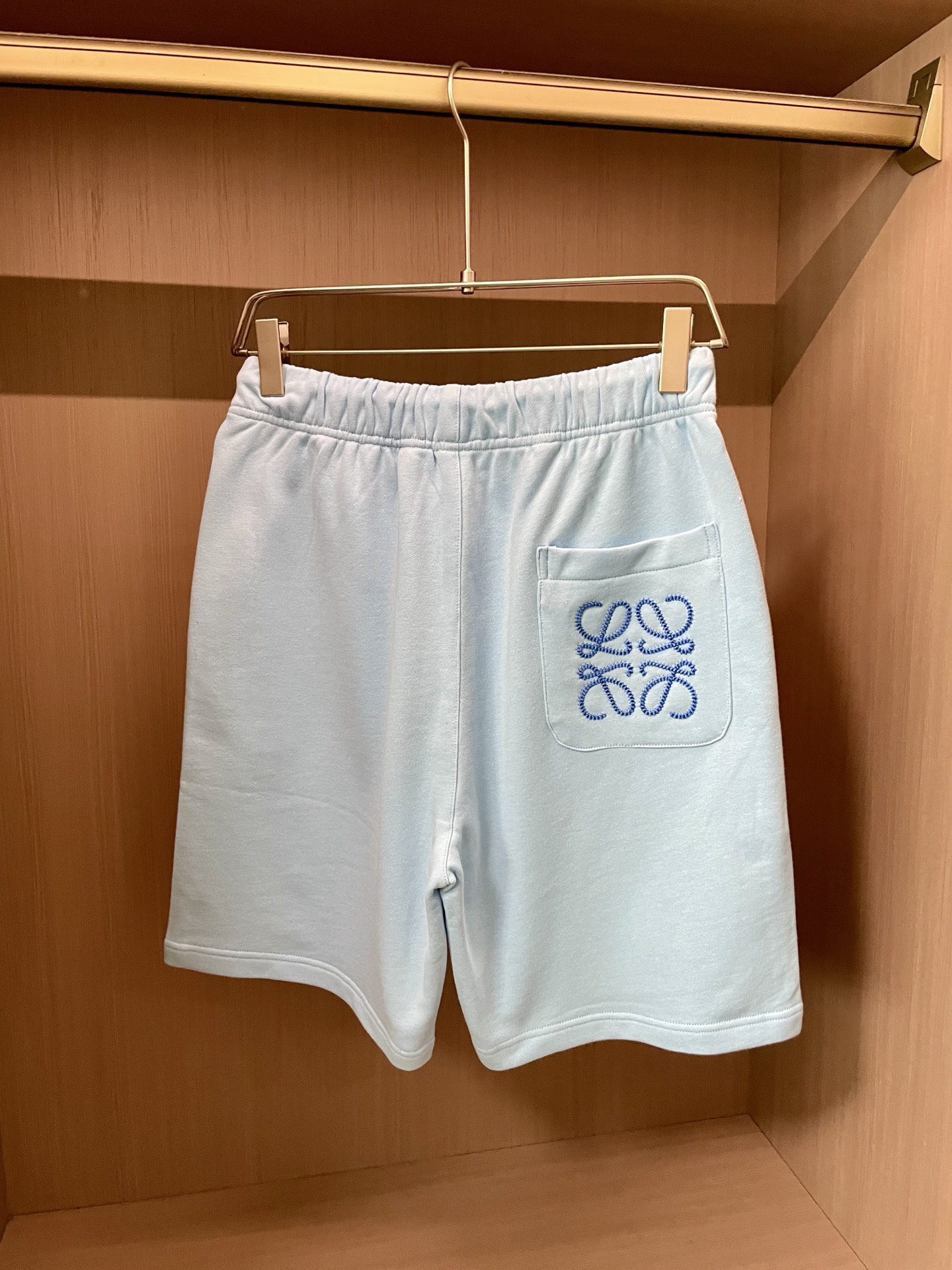 Loewe 2025 Summer Shorts: Comfortable, Stylish, and Breathable with High-Quality Cotton Fabric - 图片 2