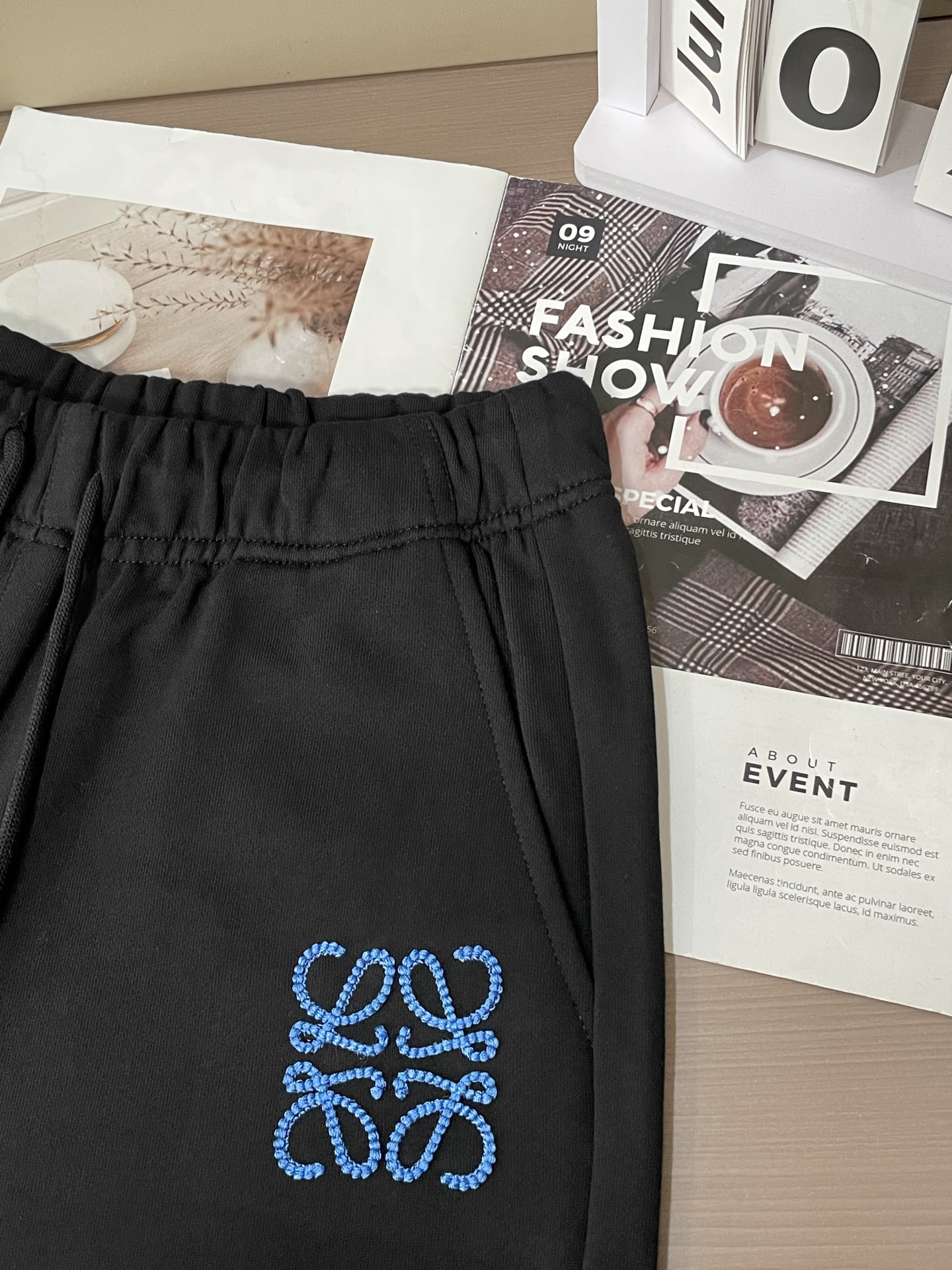 Loewe 2025 Summer Shorts: Comfortable, Stylish, and Breathable with High-Quality Cotton Fabric - 图片 6