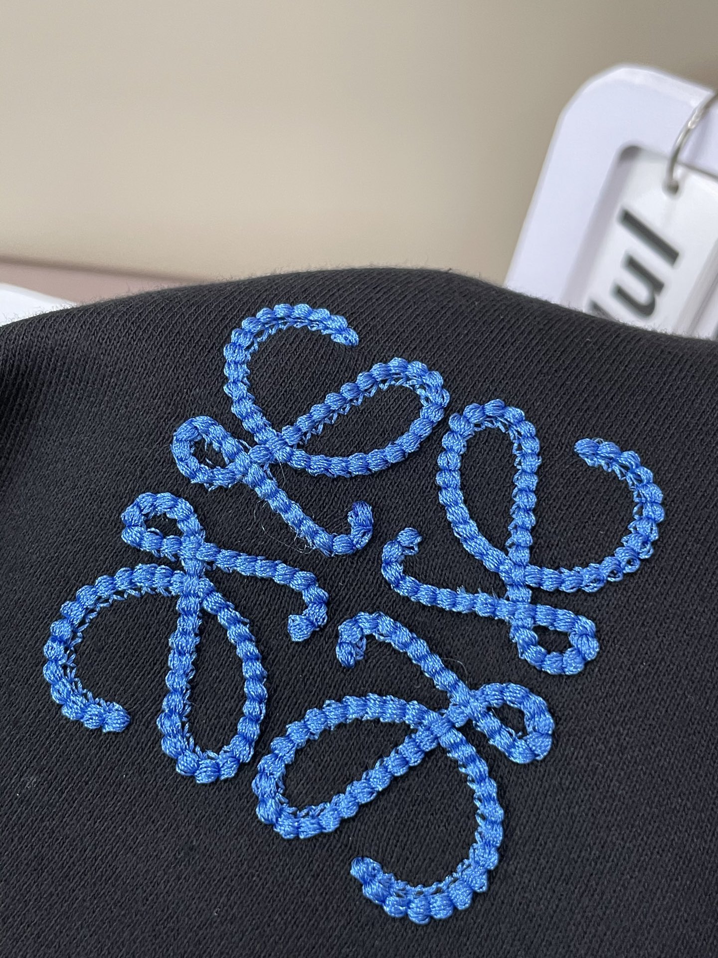 Loewe 2025 Summer Shorts: Comfortable, Stylish, and Breathable with High-Quality Cotton Fabric - 图片 8