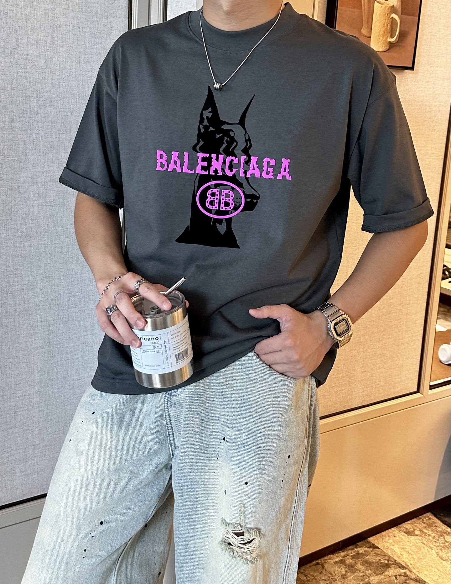 巴黎世家2026春夏款/官网同步面料采用重磅纯棉精梳棉面料，OS宽松版型，上身版型超正！日常百搭，衣橱必