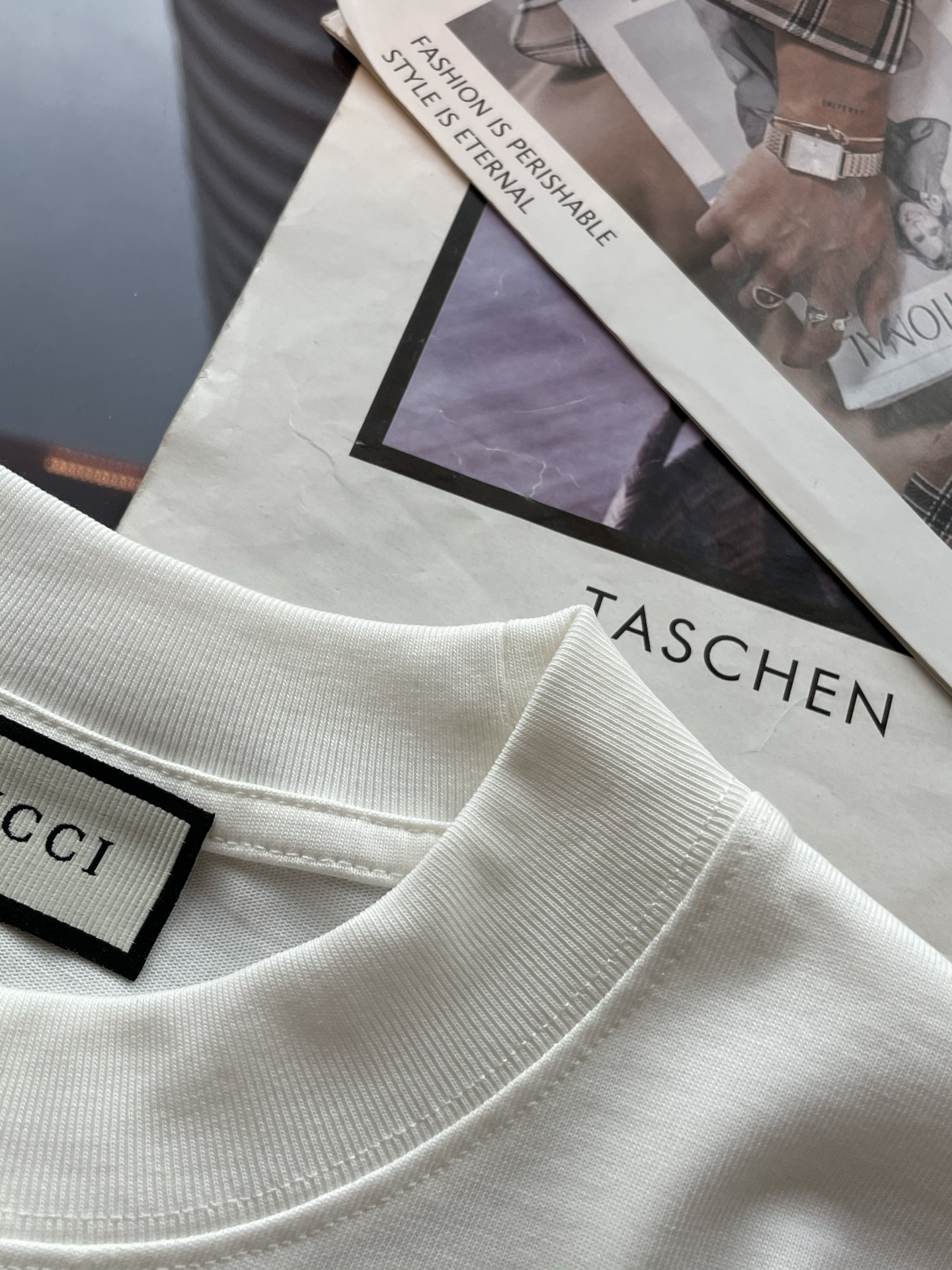 Gucc 2026春夏款/官网同步面料采用重磅纯棉精梳棉面料，OS宽松版型，上身版型超正！日常百搭，衣橱