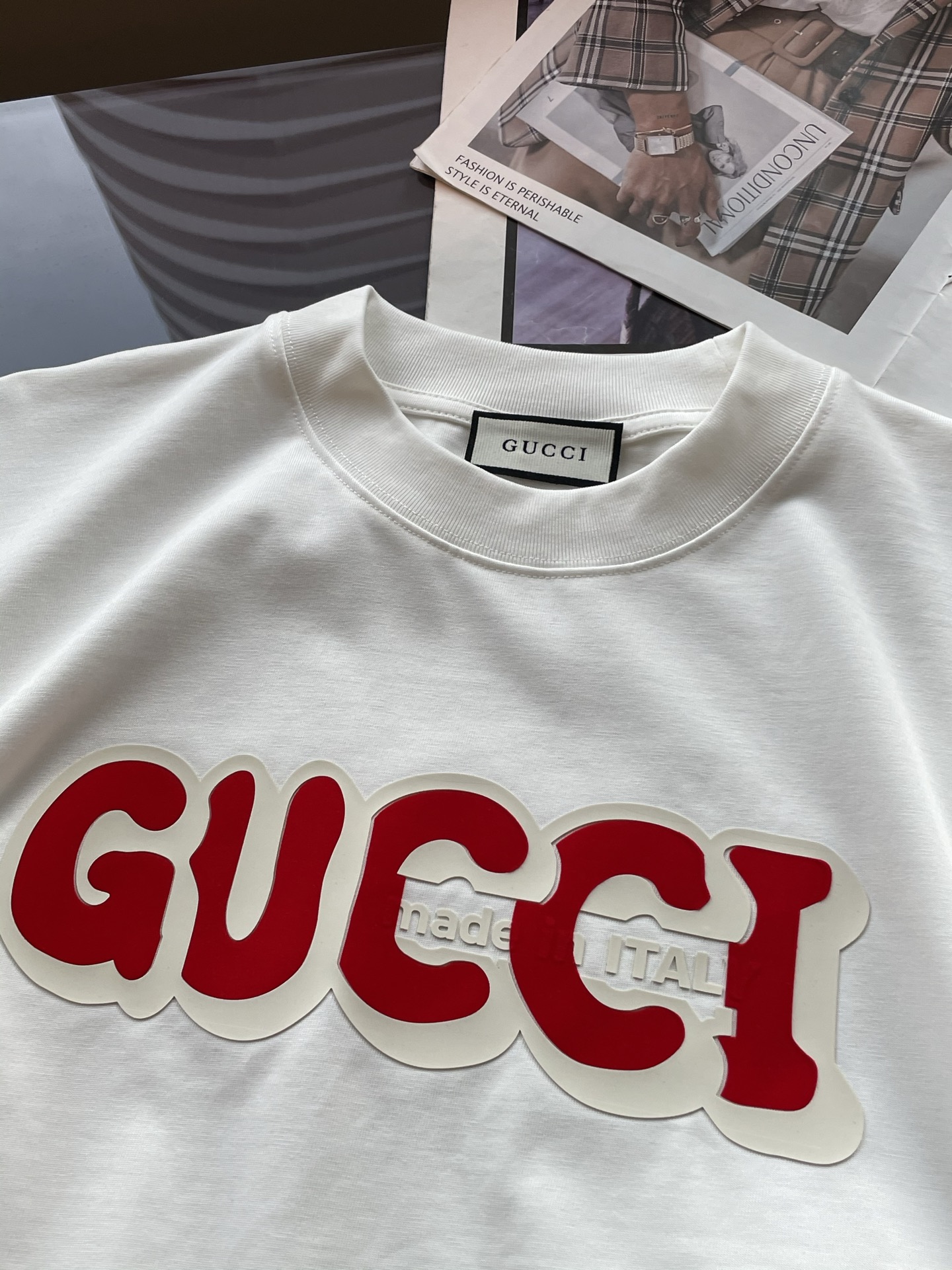 Gucc 2026春夏款/官网同步面料采用重磅纯棉精梳棉面料，OS宽松版型，上身版型超正！日常百搭，衣橱