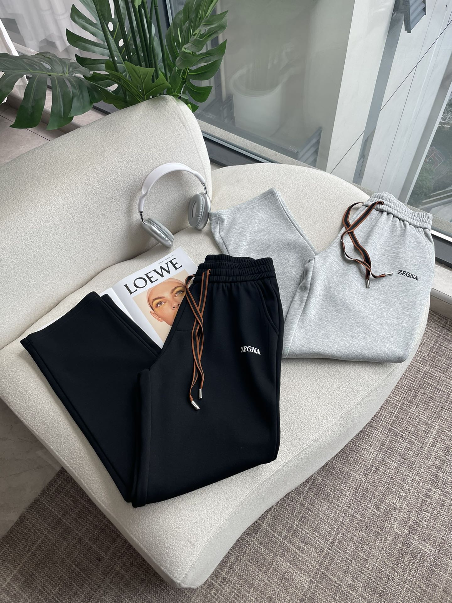 杰尼亚 2025秋冬最新休闲裤 内里加绒，非常保暖！版型超赞，能很好的修复各种腿型，非常个性！柔软排汗，