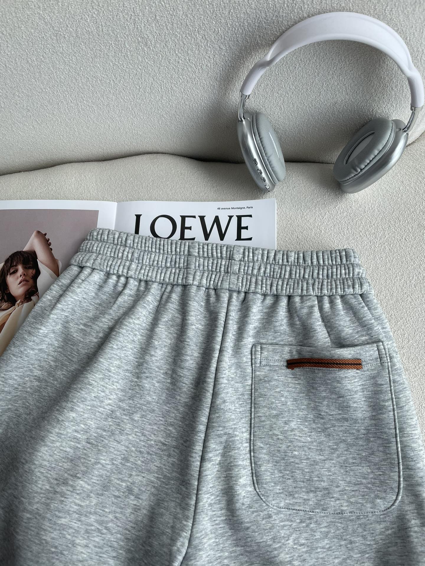 杰尼亚 2025秋冬最新休闲裤 内里加绒，非常保暖！版型超赞，能很好的修复各种腿型，非常个性！柔软排汗，