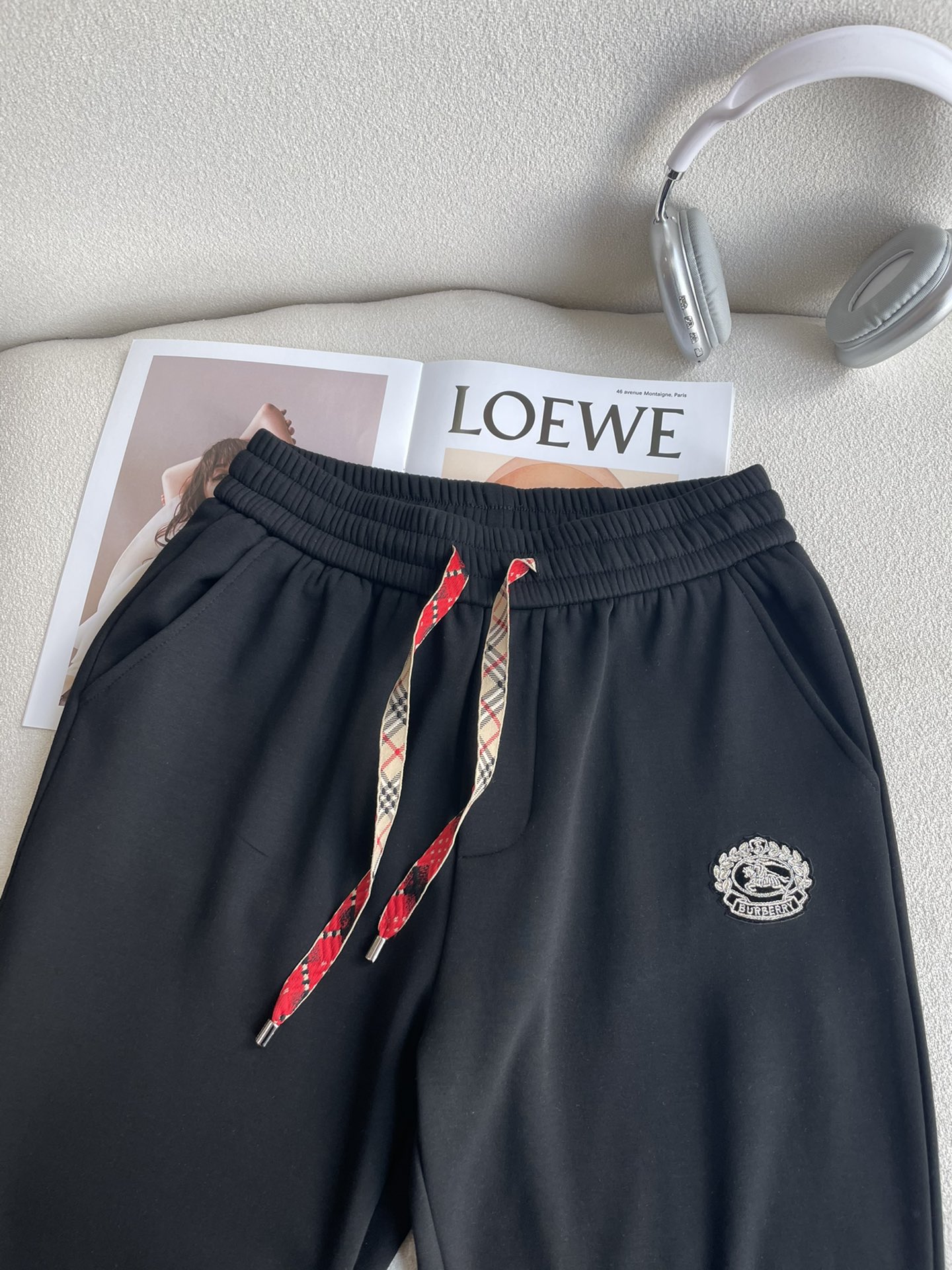 BUR 2025秋冬最新休闲裤 内里加绒，非常保暖！版型超赞，能很好的修复各种腿型，非常个性！柔软排汗，