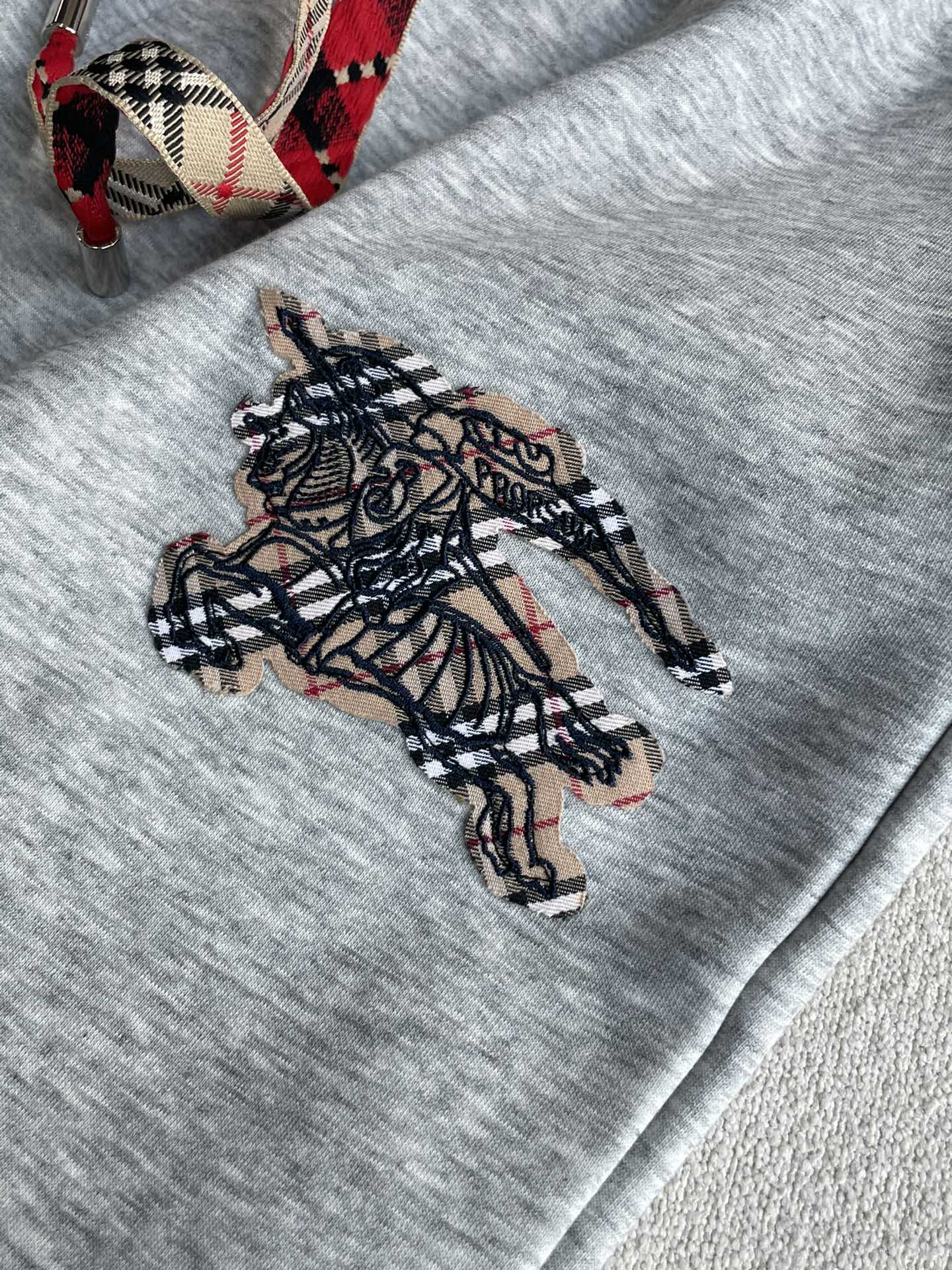 BUR 2025秋冬最新休闲裤 内里加绒，非常保暖！版型超赞，能很好的修复各种腿型，非常个性！柔软排汗，