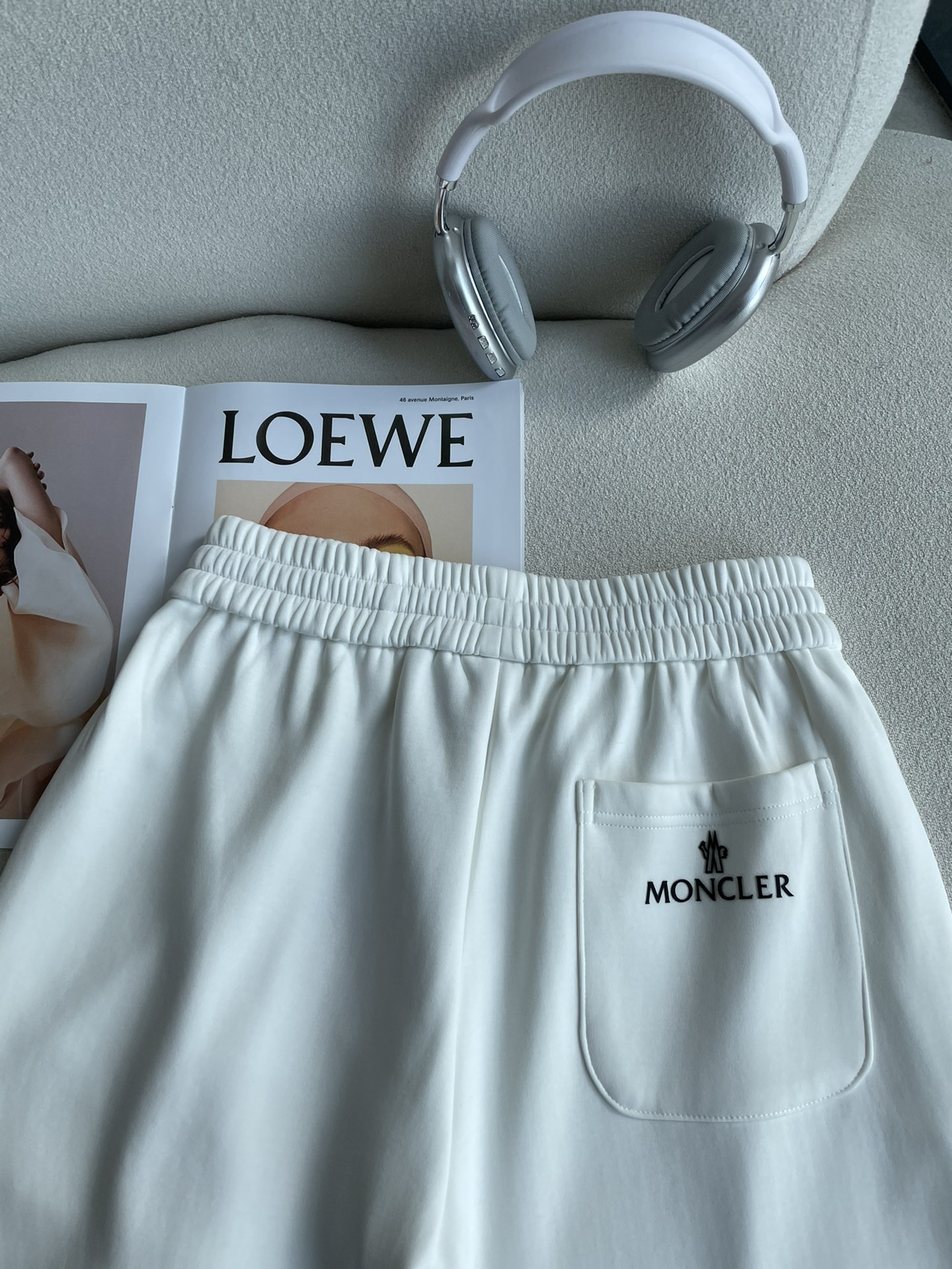 蒙口 2025秋冬最新休闲裤 内里加绒，非常保暖！版型超赞，能很好的修复各种腿型，非常个性！柔软排汗，舒