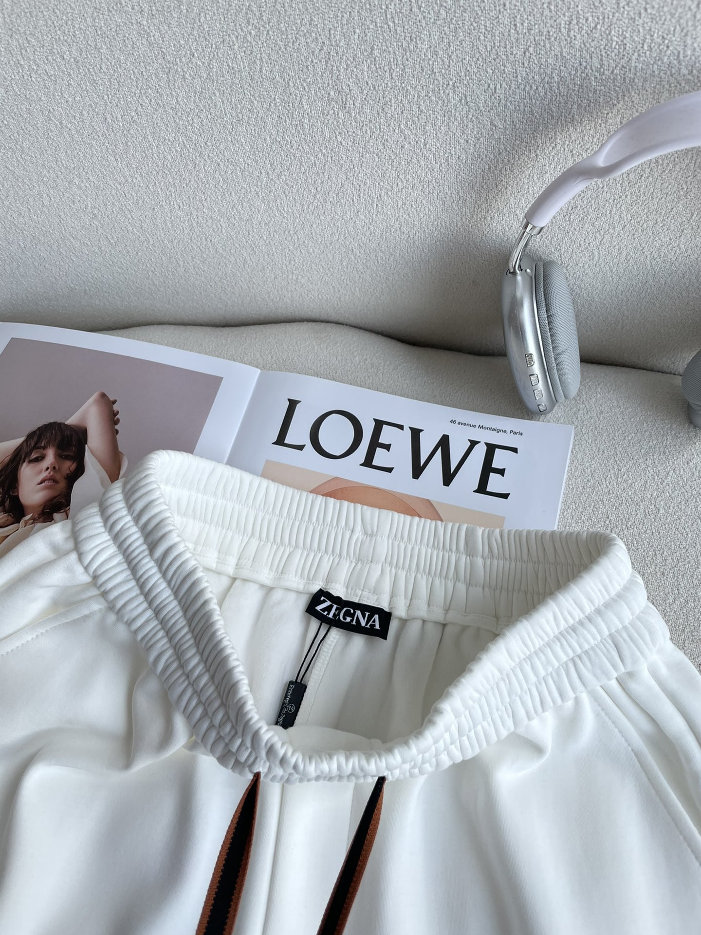 杰尼亚 2025秋冬最新休闲裤 内里加绒，非常保暖！版型超赞，能很好的修复各种腿型，非常个性！柔软排汗，