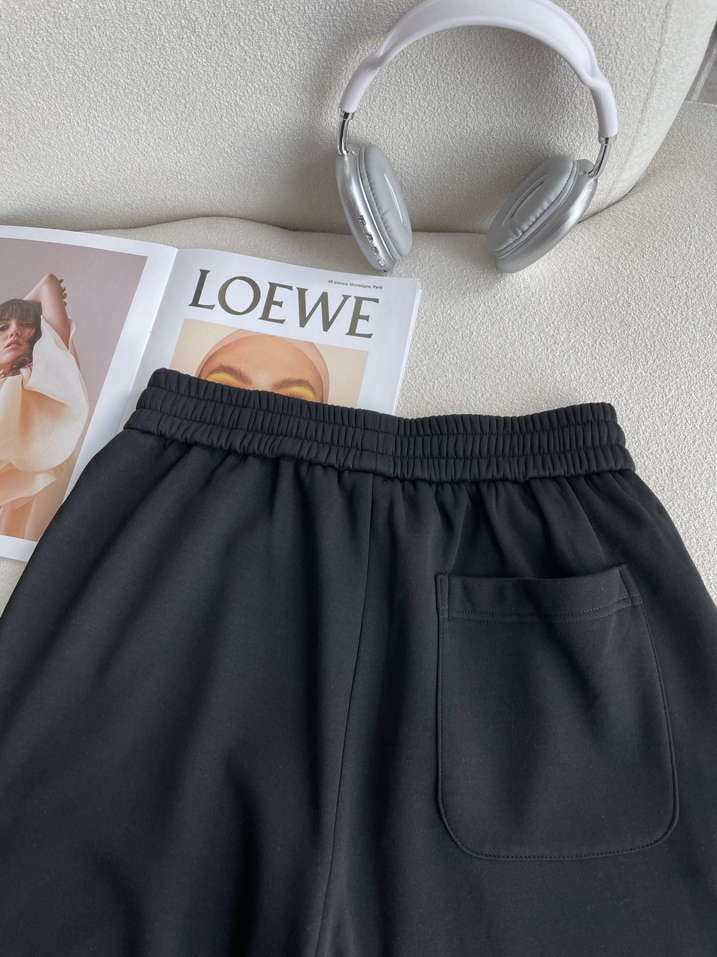 DIOR 2025秋冬最新休闲裤 内里加绒，非常保暖！版型超赞，能很好的修复各种腿型，非常个性！柔软排汗