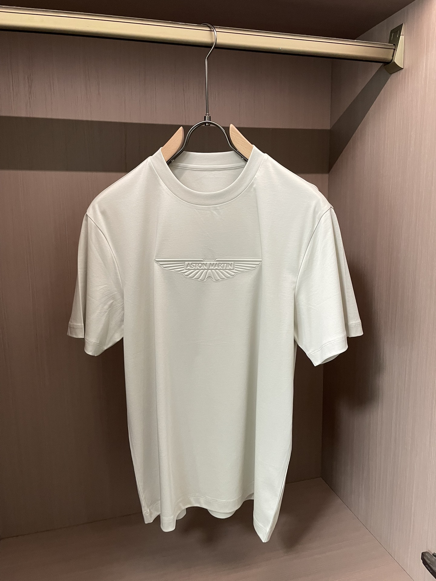 2026春夏新款首发专柜最新款短袖圆领T恤 高端订制 设计前卫时尚！品牌logo重工艺设计 高端定制百分