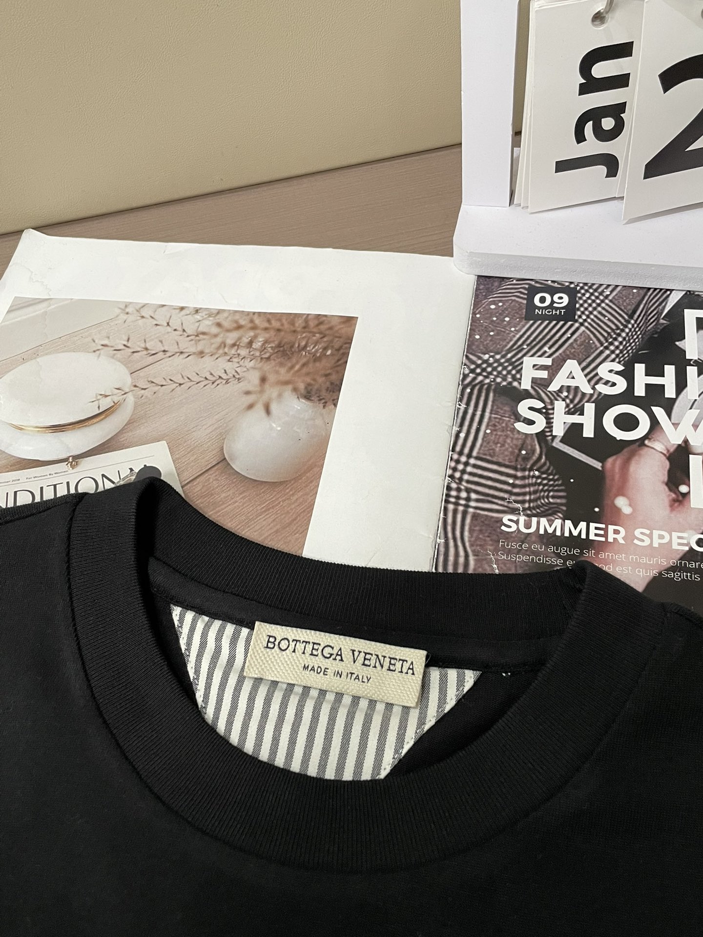 BV 2026春夏新款首发专柜最新款短袖圆领T恤 高端订制 设计前卫时尚！品牌logo重工艺设计 高端定