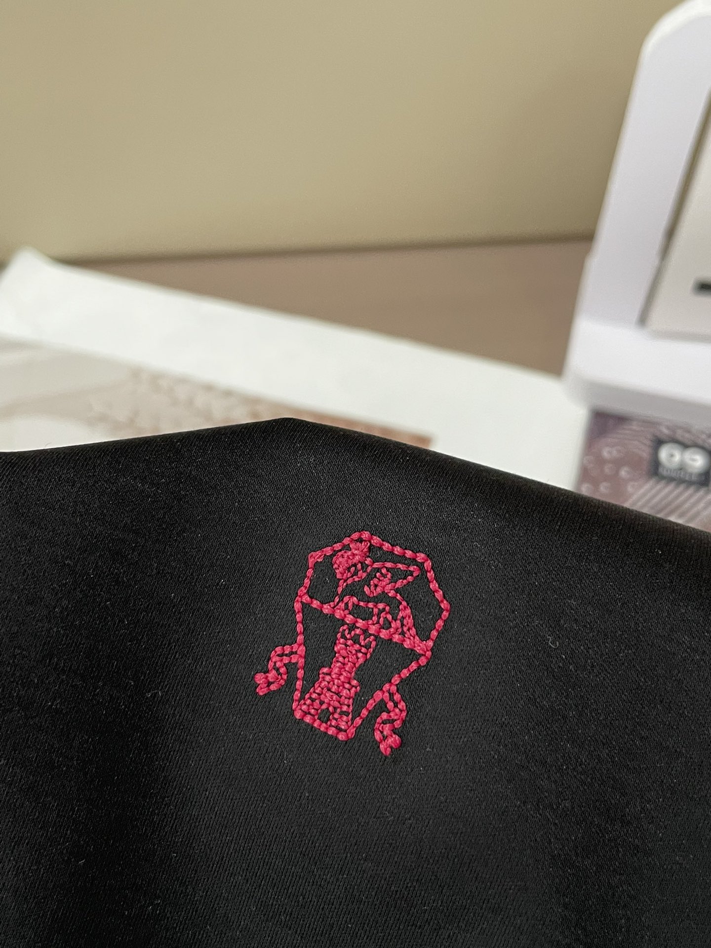 BC 2026春夏新款首发专柜最新款短袖圆领T恤 高端订制 设计前卫时尚！品牌logo重工艺设计 高端定