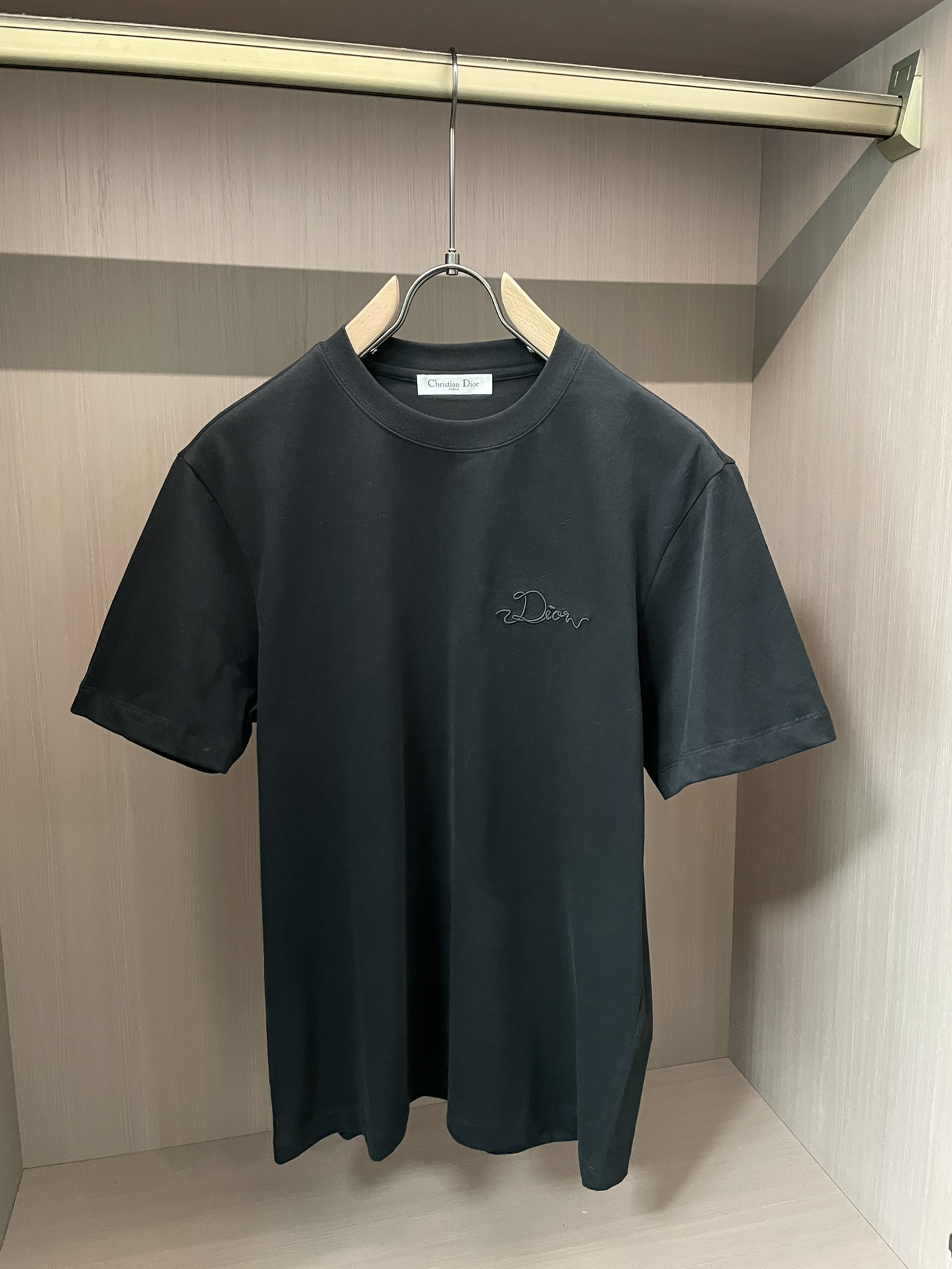 Dior 2026春夏新款首发专柜最新款短袖圆领T恤 高端订制 设计前卫时尚！品牌logo重工艺设计 高