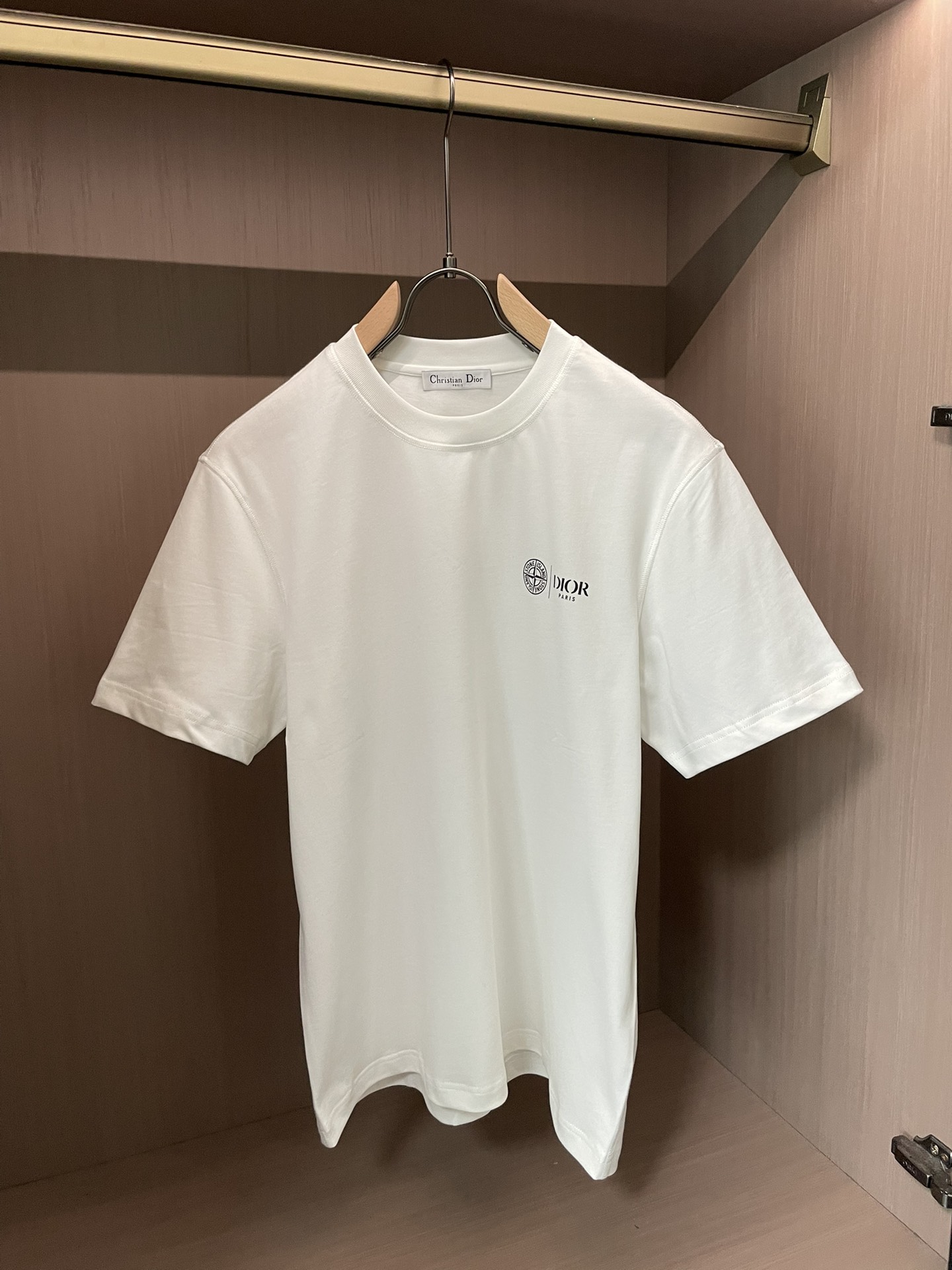 Dior 2026春夏新款首发专柜最新款短袖圆领T恤 高端订制 设计前卫时尚！品牌logo重工艺设计 高