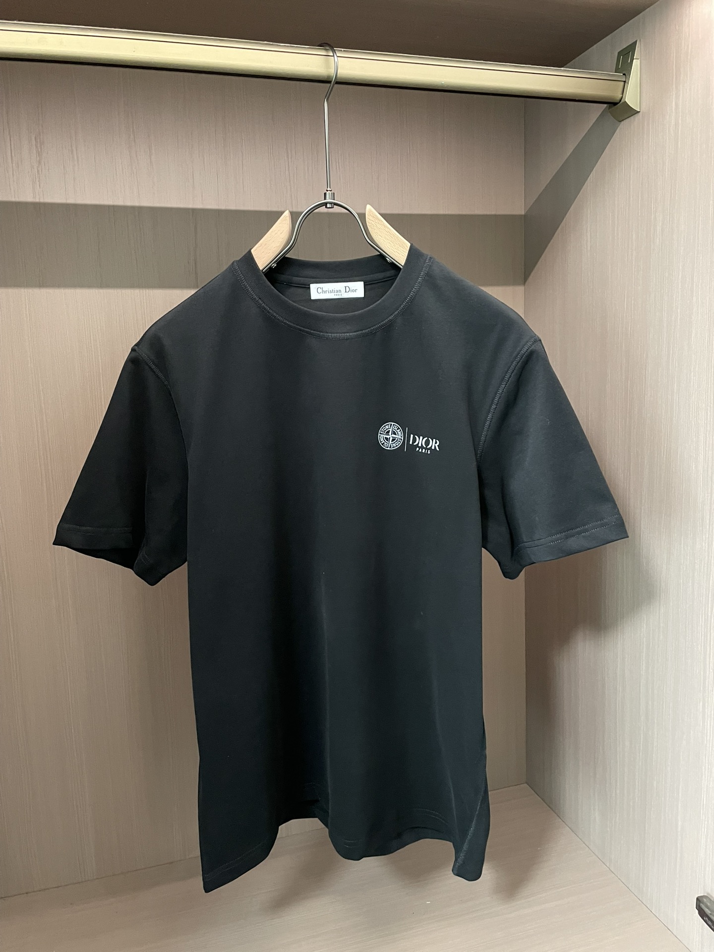 Dior 2026春夏新款首发专柜最新款短袖圆领T恤 高端订制 设计前卫时尚！品牌logo重工艺设计 高