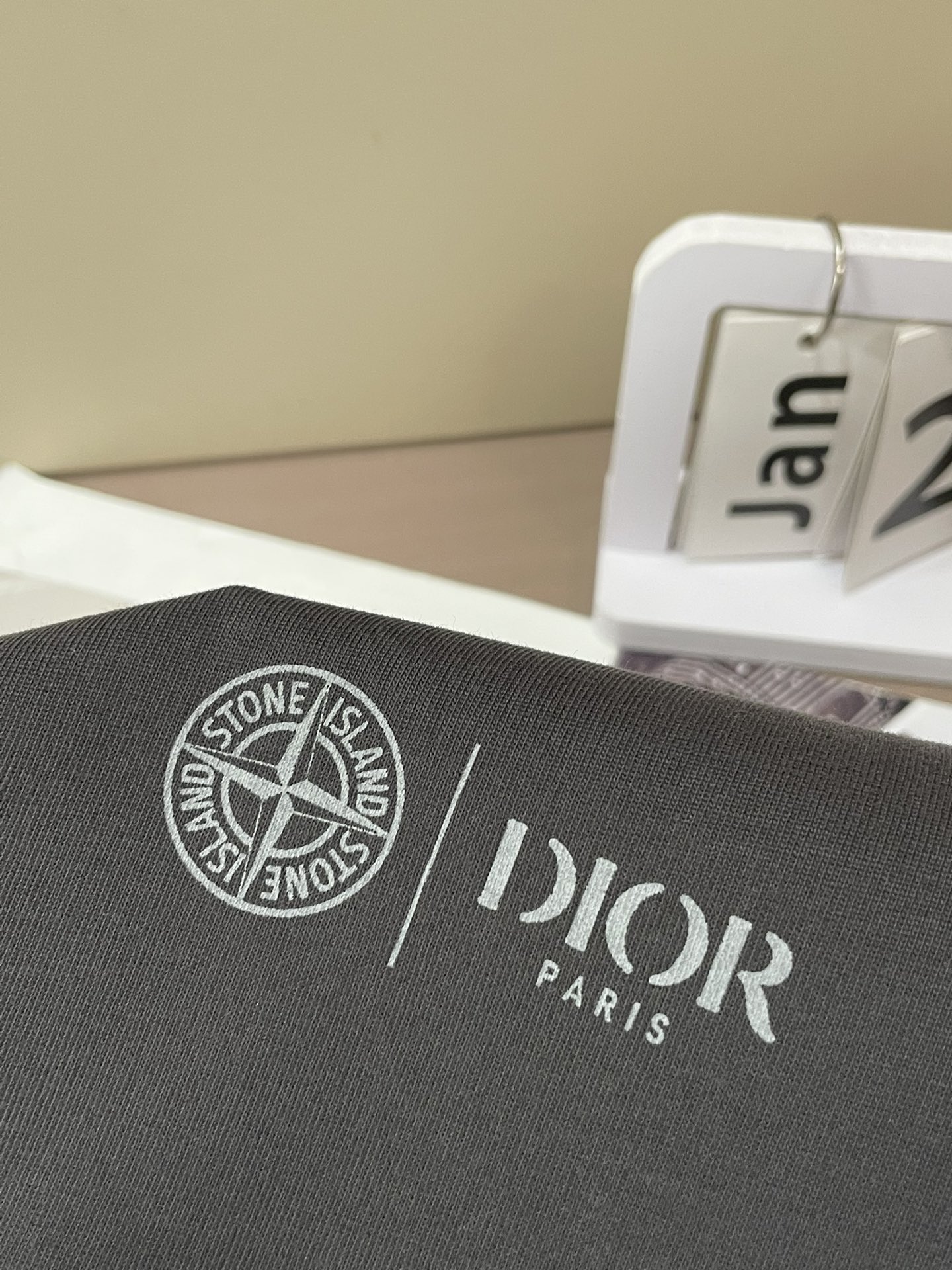 Dior 2026春夏新款首发专柜最新款短袖圆领T恤 高端订制 设计前卫时尚！品牌logo重工艺设计 高