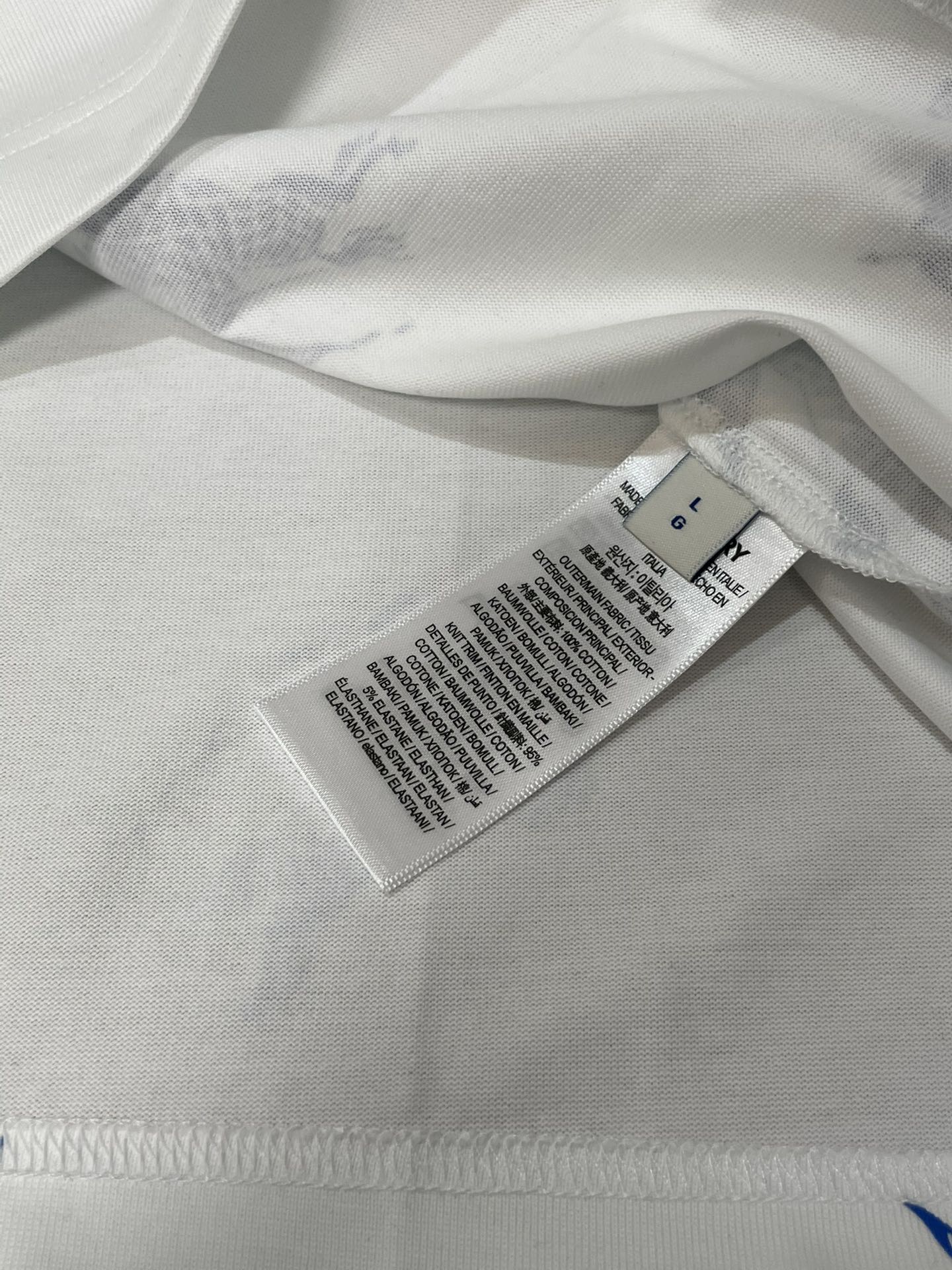 BUR 2026春夏新款首发专柜最新款短袖圆领T恤 高端订制 设计前卫时尚！品牌logo重工艺设计 高端