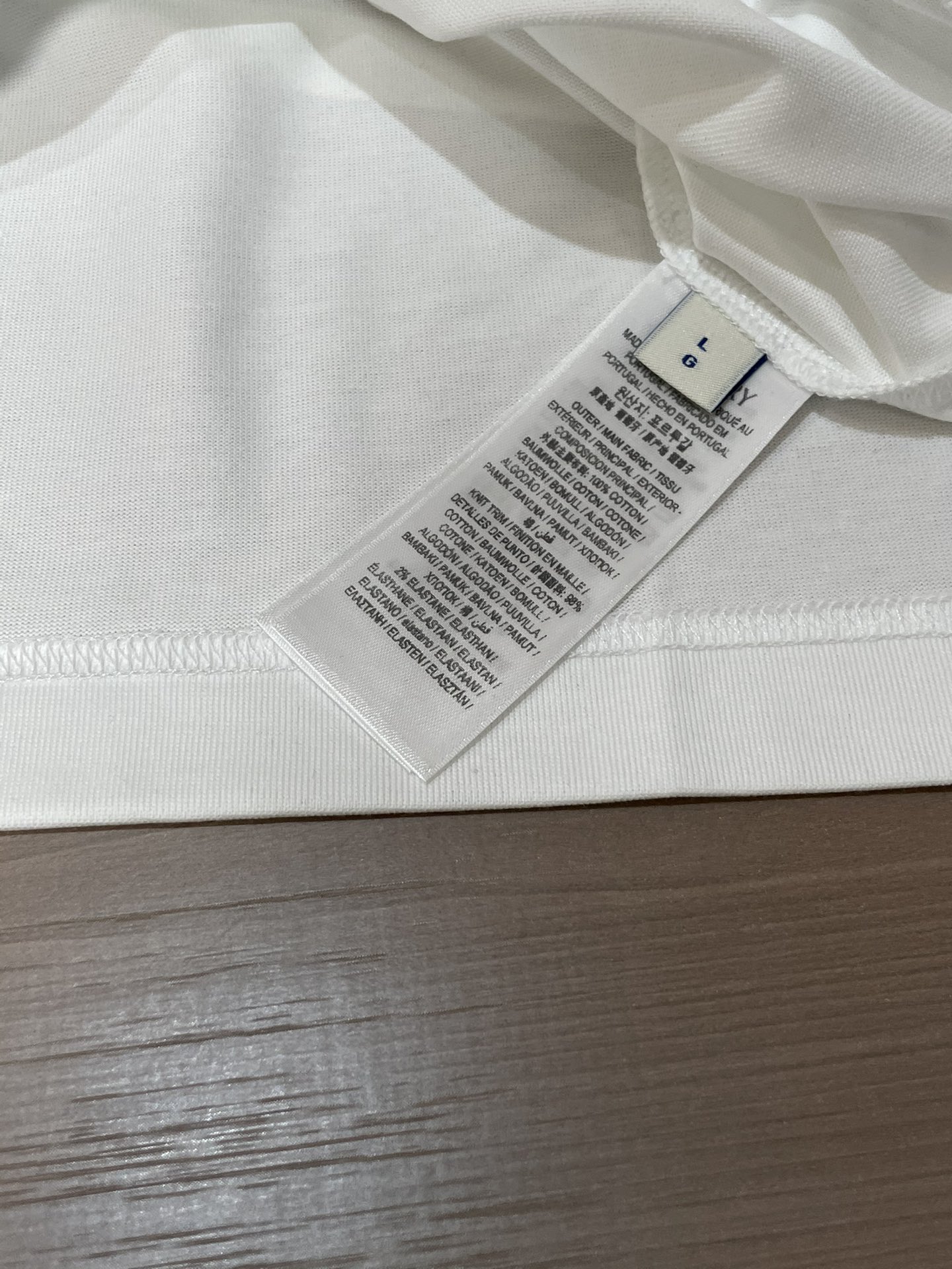 BUR 2026春夏新款首发专柜最新款短袖圆领T恤 高端订制 设计前卫时尚！品牌logo重工艺设计 高端