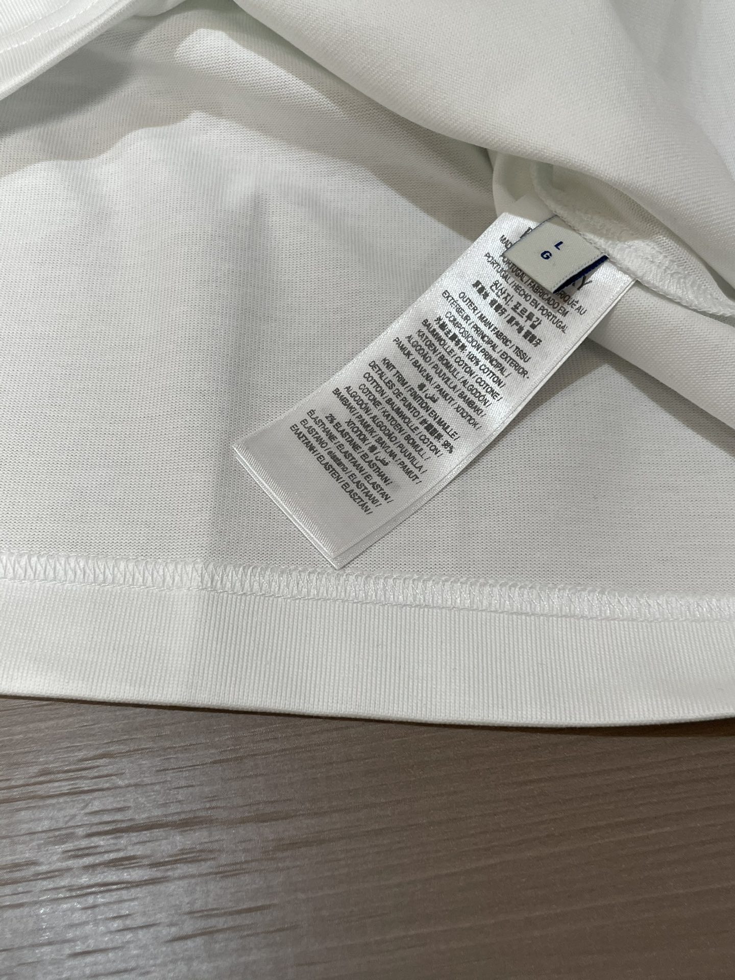 BUR 2026春夏新款首发专柜最新款短袖圆领T恤 高端订制 设计前卫时尚！品牌logo重工艺设计 高端