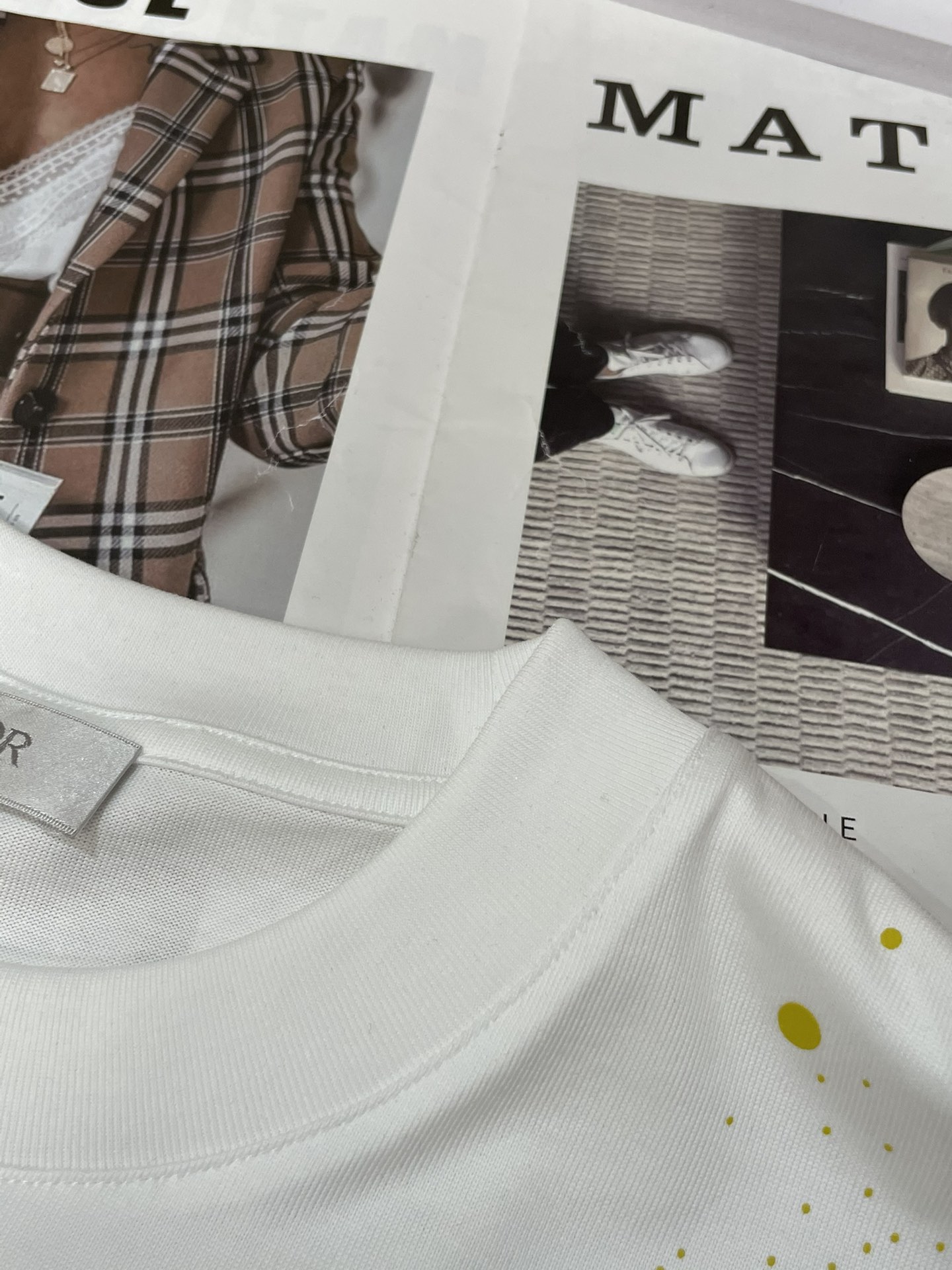 Dior 2026春夏新款首发专柜最新款短袖圆领T恤 高端订制 设计前卫时尚！品牌logo重工艺设计 高