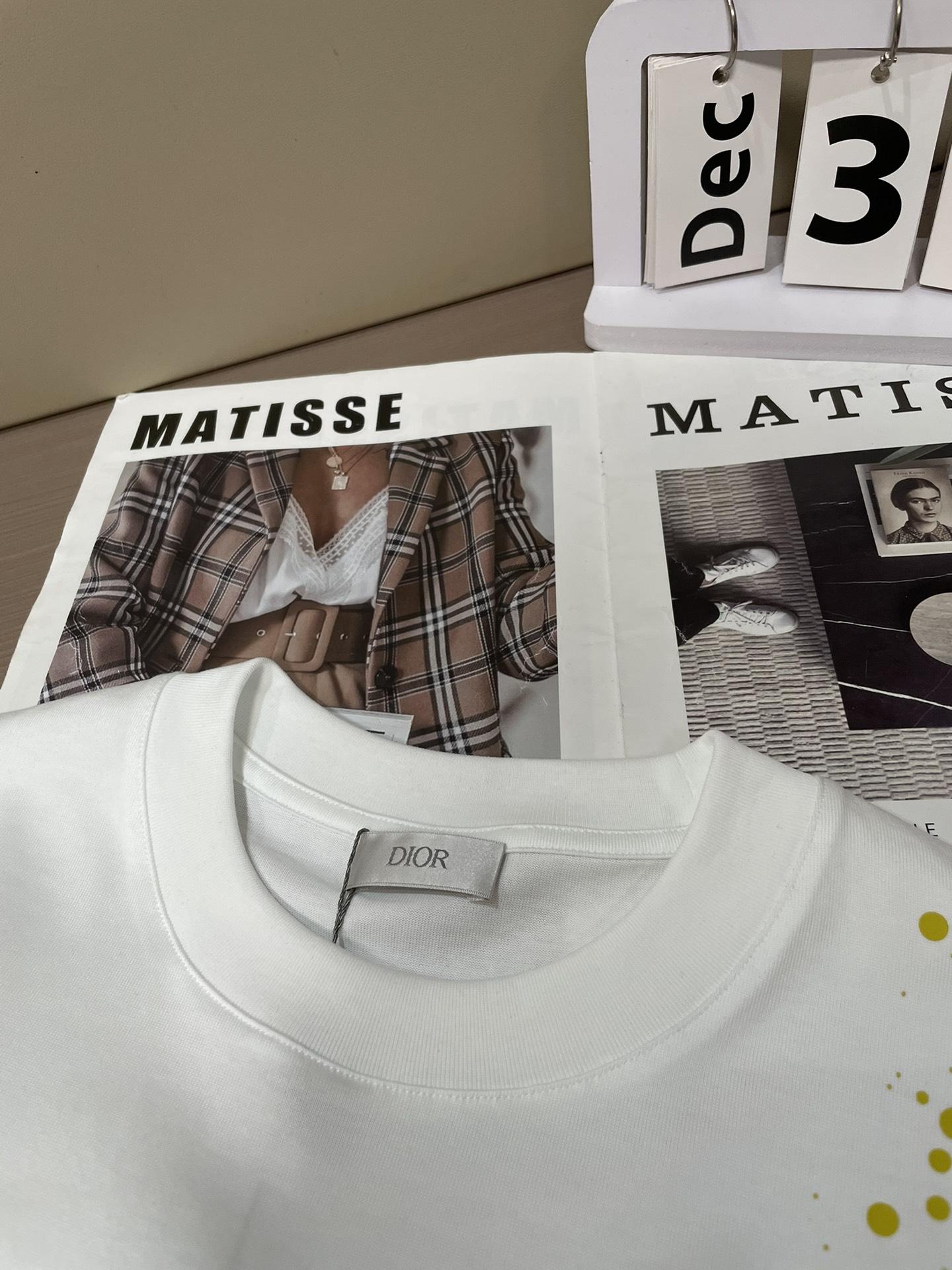 Dior 2026春夏新款首发专柜最新款短袖圆领T恤 高端订制 设计前卫时尚！品牌logo重工艺设计 高