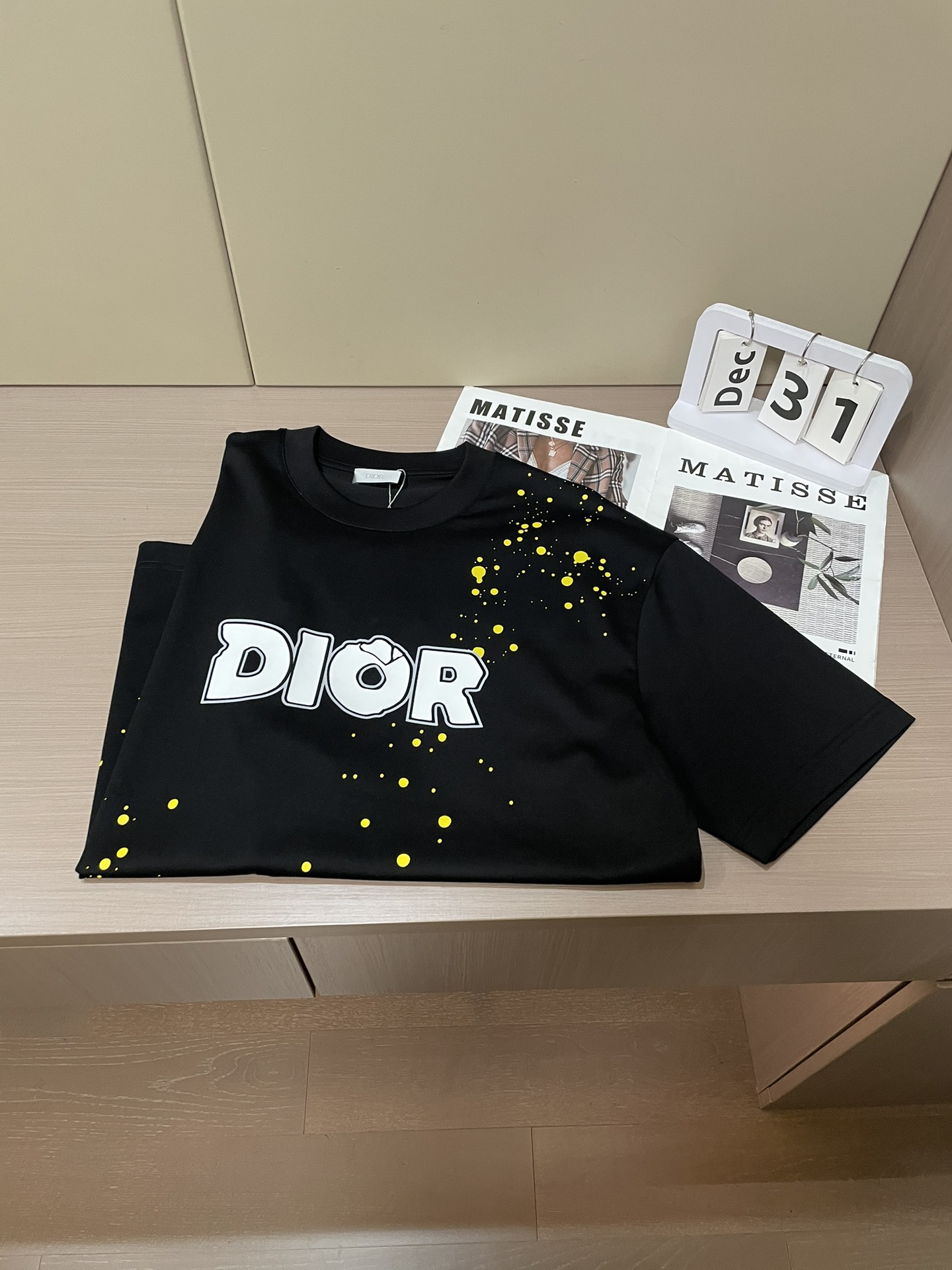 Dior 2026春夏新款首发专柜最新款短袖圆领T恤 高端订制 设计前卫时尚！品牌logo重工艺设计 高