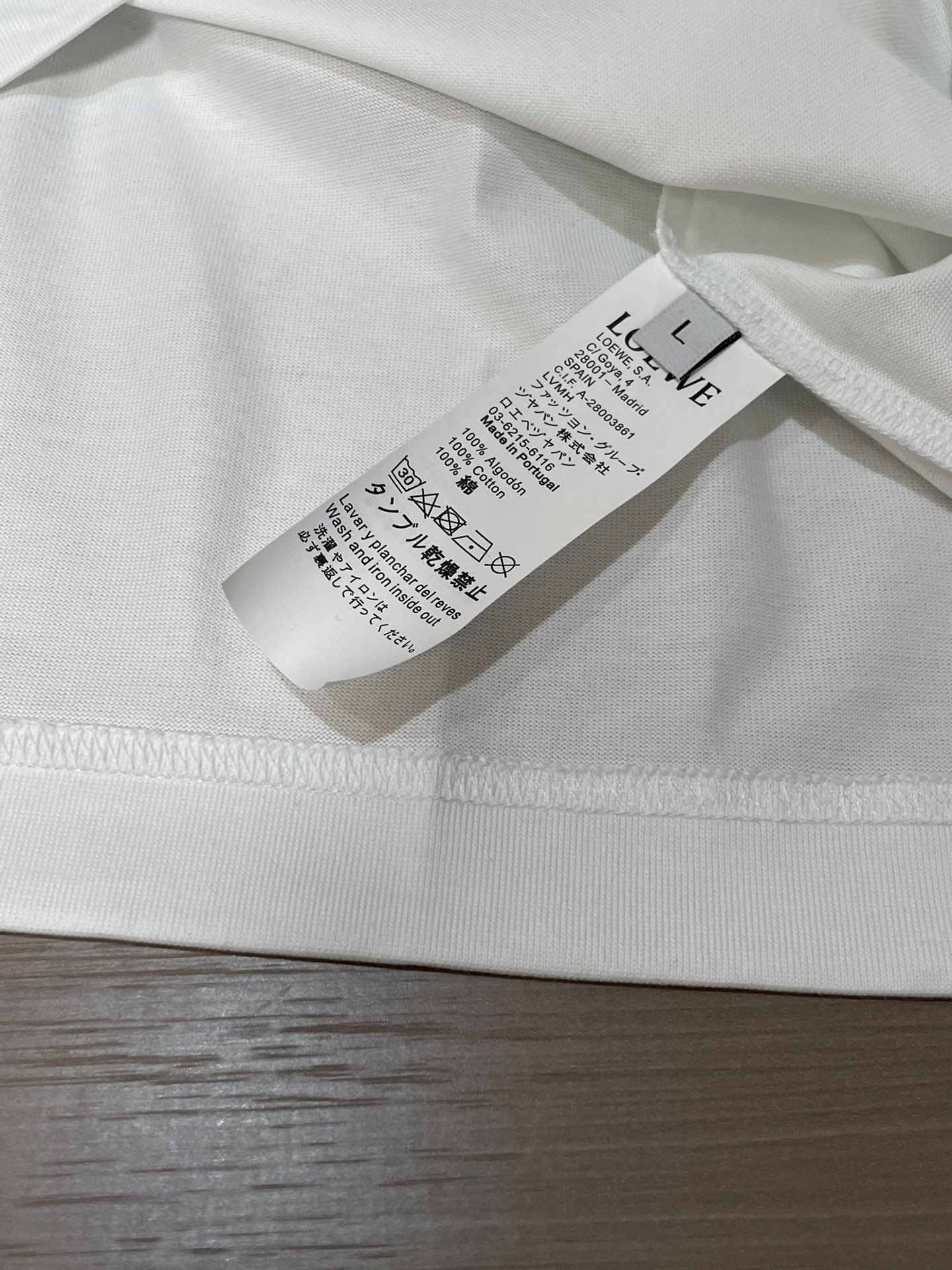 Loewe 2026春夏新款首发专柜最新款短袖圆领T恤 高端订制 设计前卫时尚！品牌logo重工艺设计 