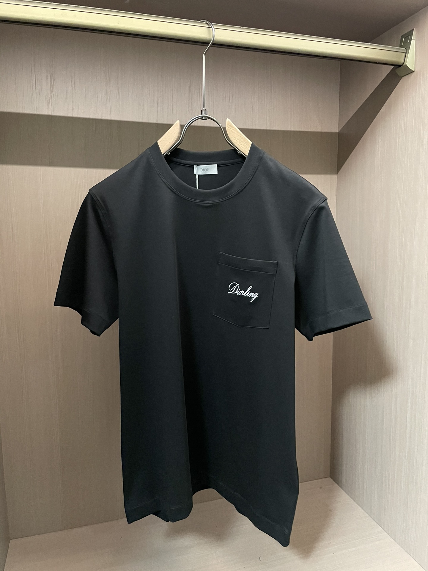 Dior 2026春夏新款首发专柜最新款短袖圆领T恤 高端订制 设计前卫时尚！品牌logo重工艺设计 高