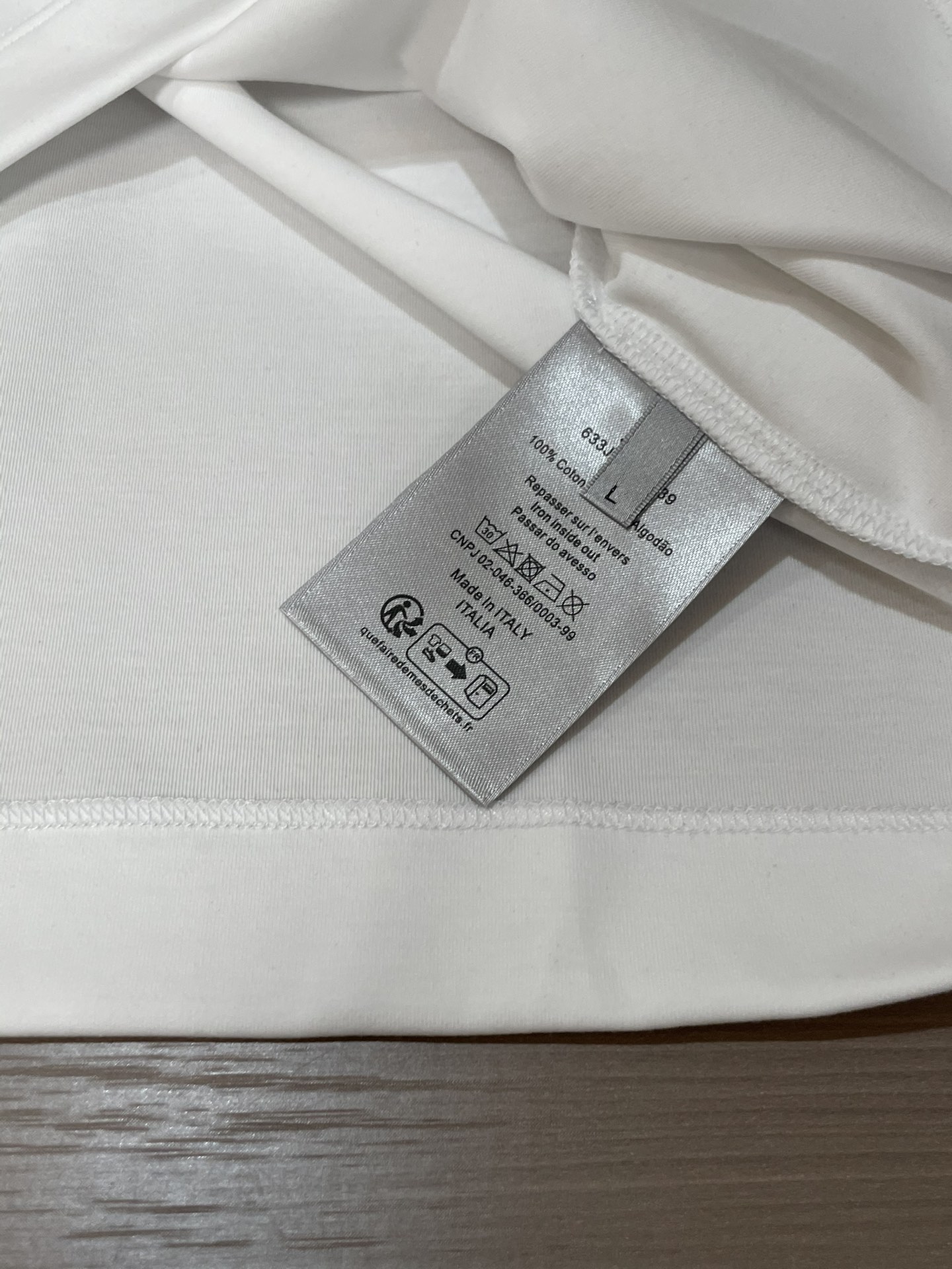 Dior 2026春夏新款首发专柜最新款短袖圆领T恤 高端订制 设计前卫时尚！品牌logo重工艺设计 高