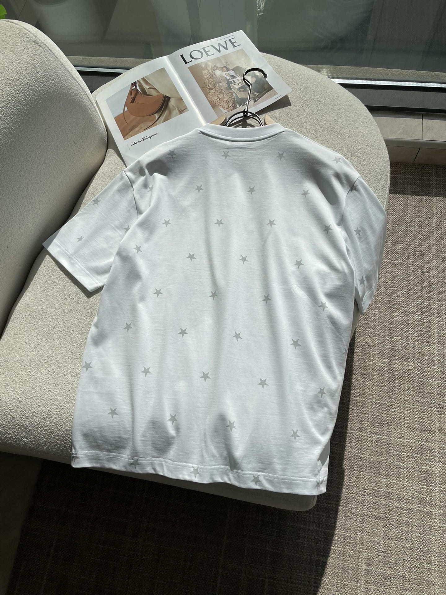 纪梵希 2026春夏新款首发专柜最新款短袖圆领T恤 高端订制 设计前卫时尚！品牌logo重工艺设计 高端