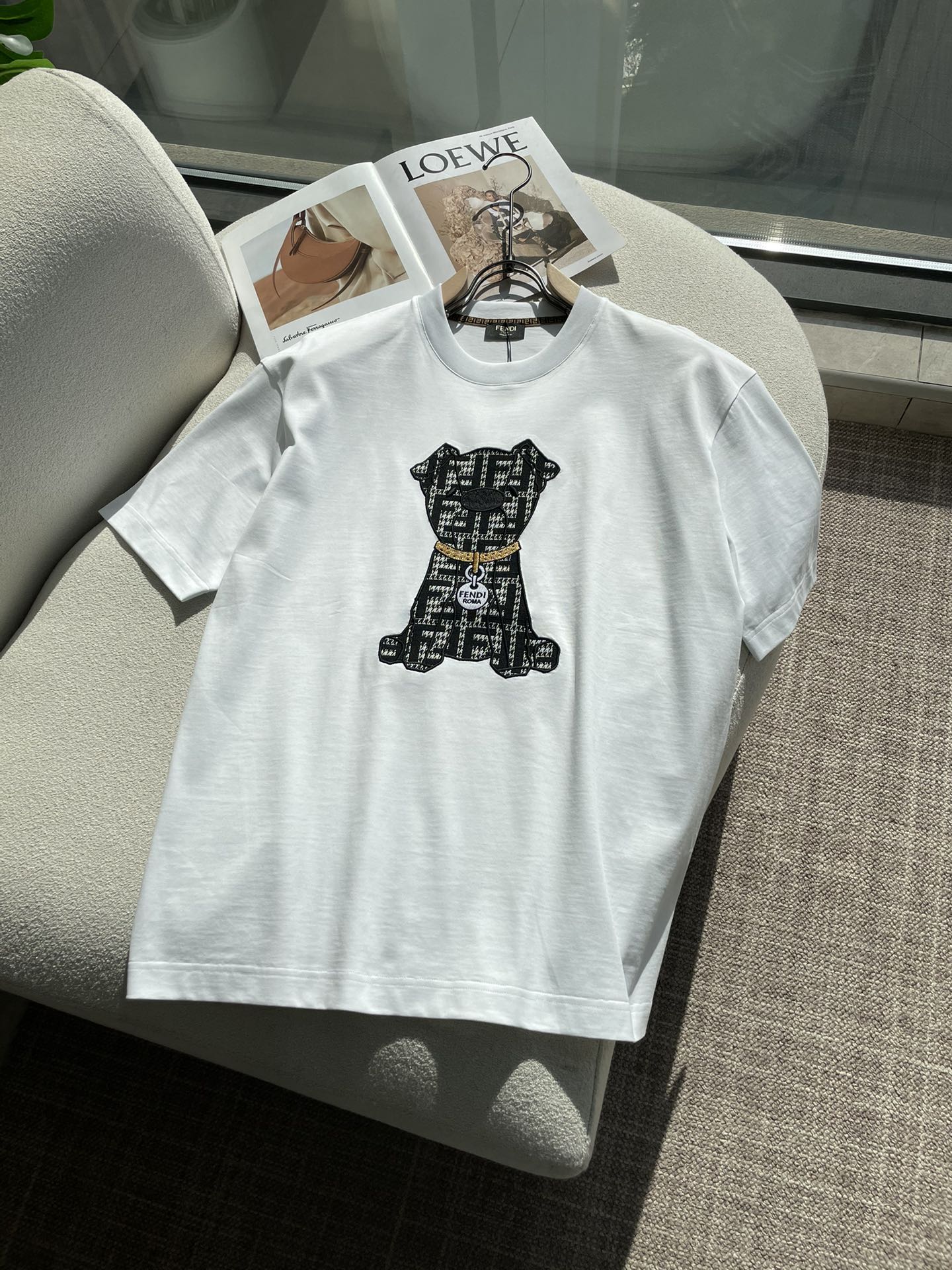 FD 2026春夏新款首发专柜最新款短袖圆领T恤 高端订制 设计前卫时尚！品牌logo重工艺设计 高端定